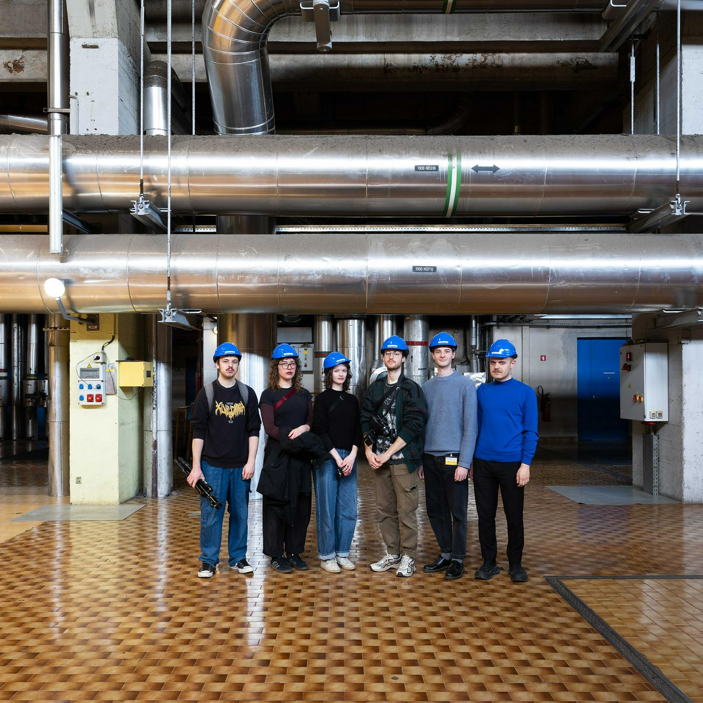 Od devetih do petih: Koketki Arhiv se poglablja v zakulisje industrijske infrastrukture