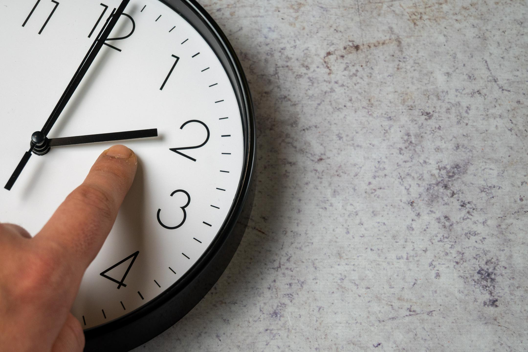 Debate z Bergantom: Spet to premikanje ure!