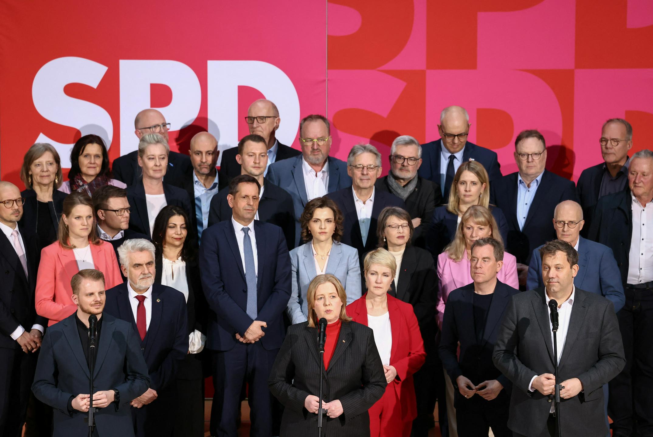 Nemški socialdemokrati: zasuk ali salto mortale?