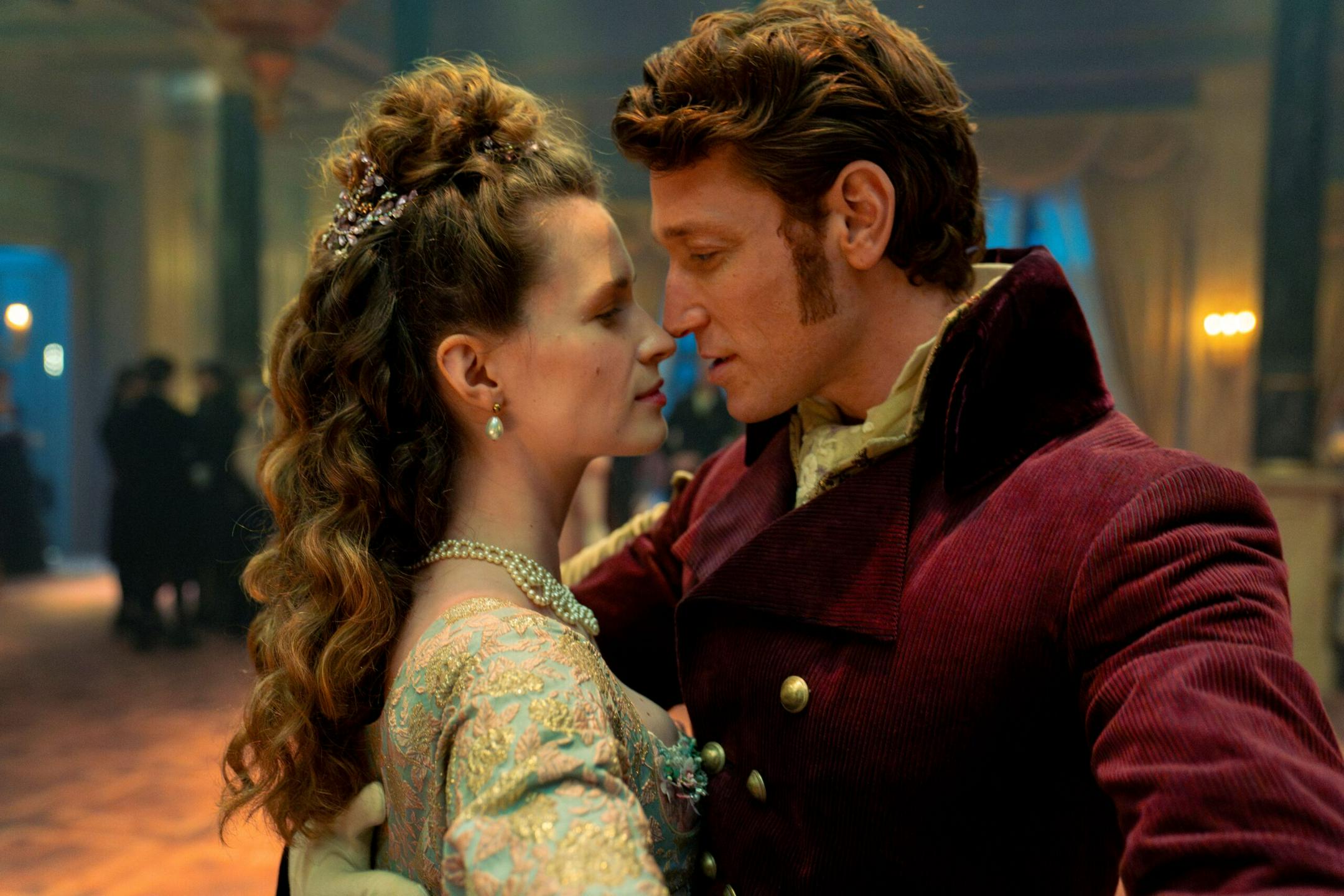 "Ko se je o usodi Evrope odločalo na plesišču in v budoarju": serija o Dunajskem kongresu