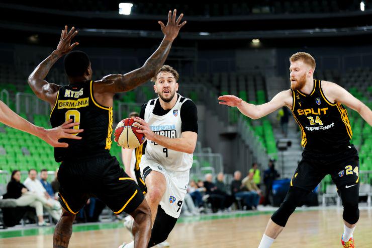 Ilirija si lahko oddahne - še naprej bo igrala v Ligi ABA