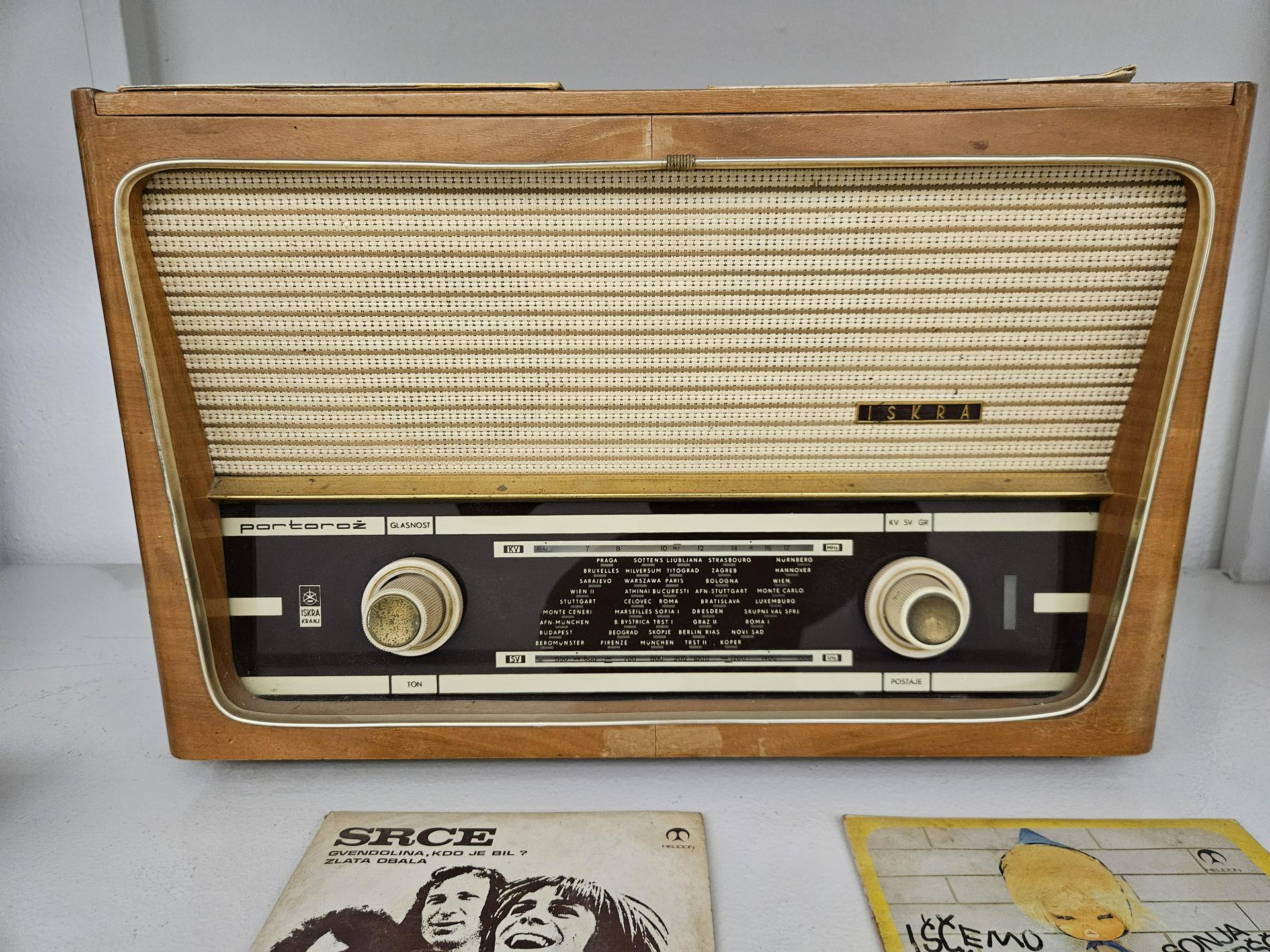 Kako so ustvarjali televizijo in radio nekoč?