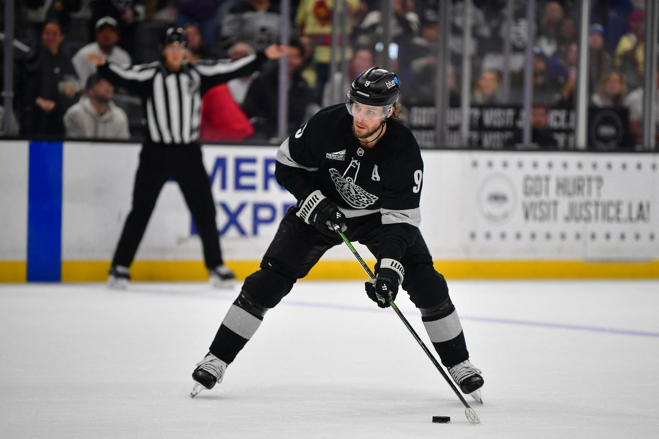 Kralji po "loteriji" le prehiteli Plenilce na 8. mestu Zahoda