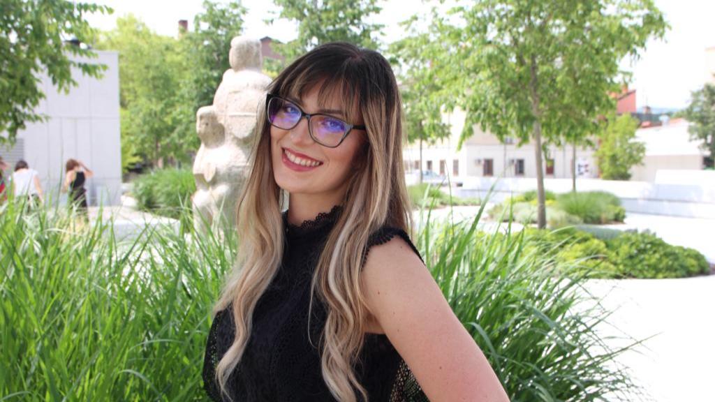 Samomori in popularna kultura: porast že z mladim Wertherjem, pozitivni vpliv reperja Logica