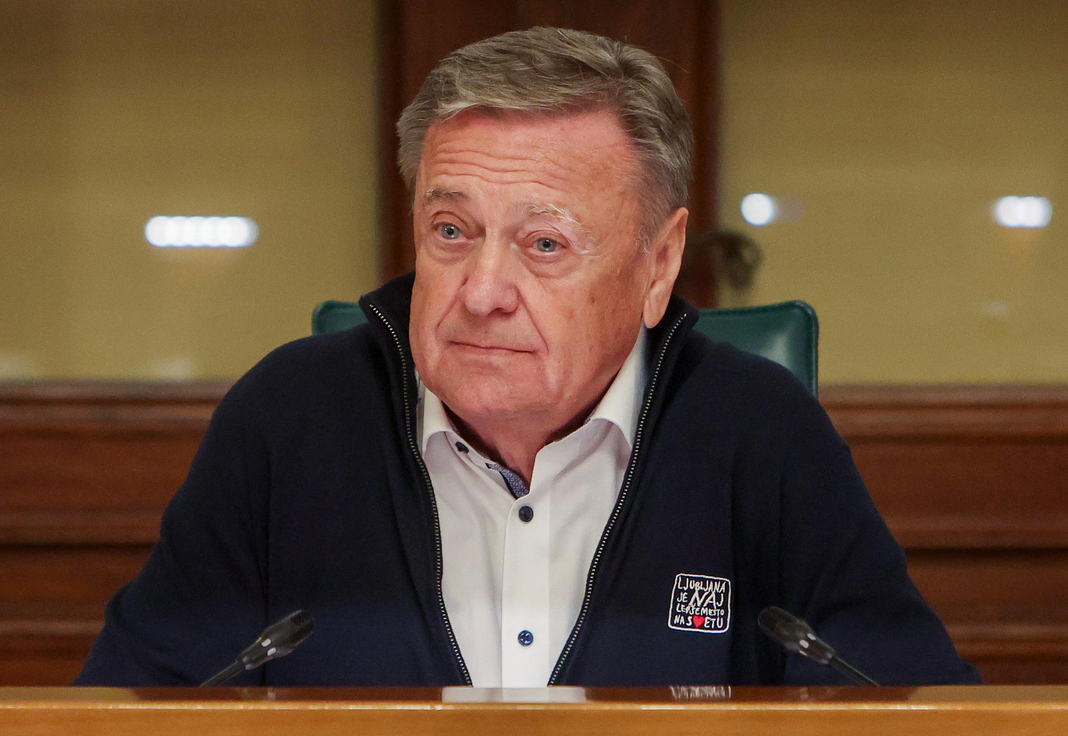 Janković: Referenduma se ne bojim. Pirati: Umik odloka o urejanju prometa brez pravne podlage.