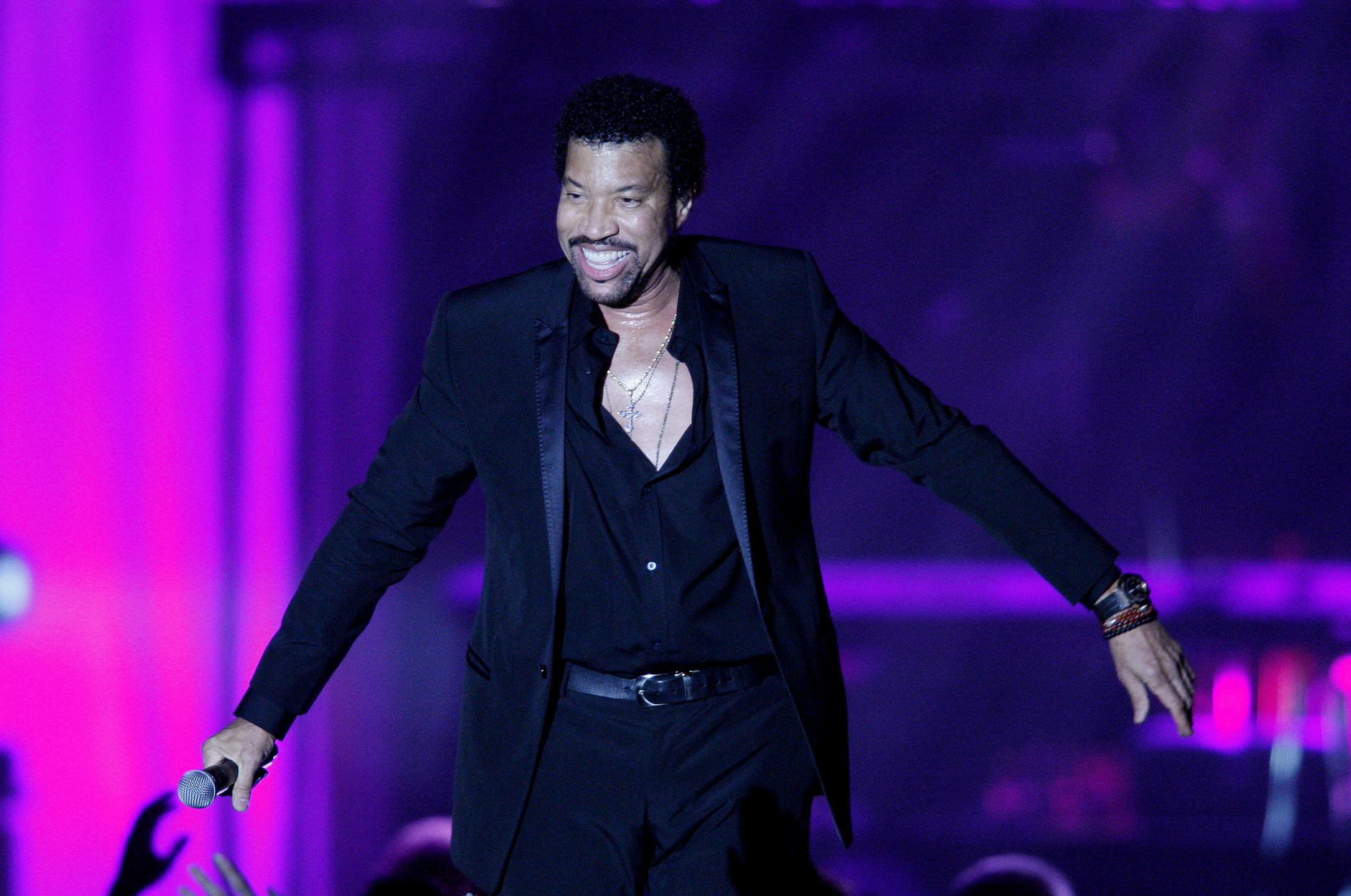 Pred 30 leti se je Lionel Richie po desetletnem premoru le vrnil h glasbi