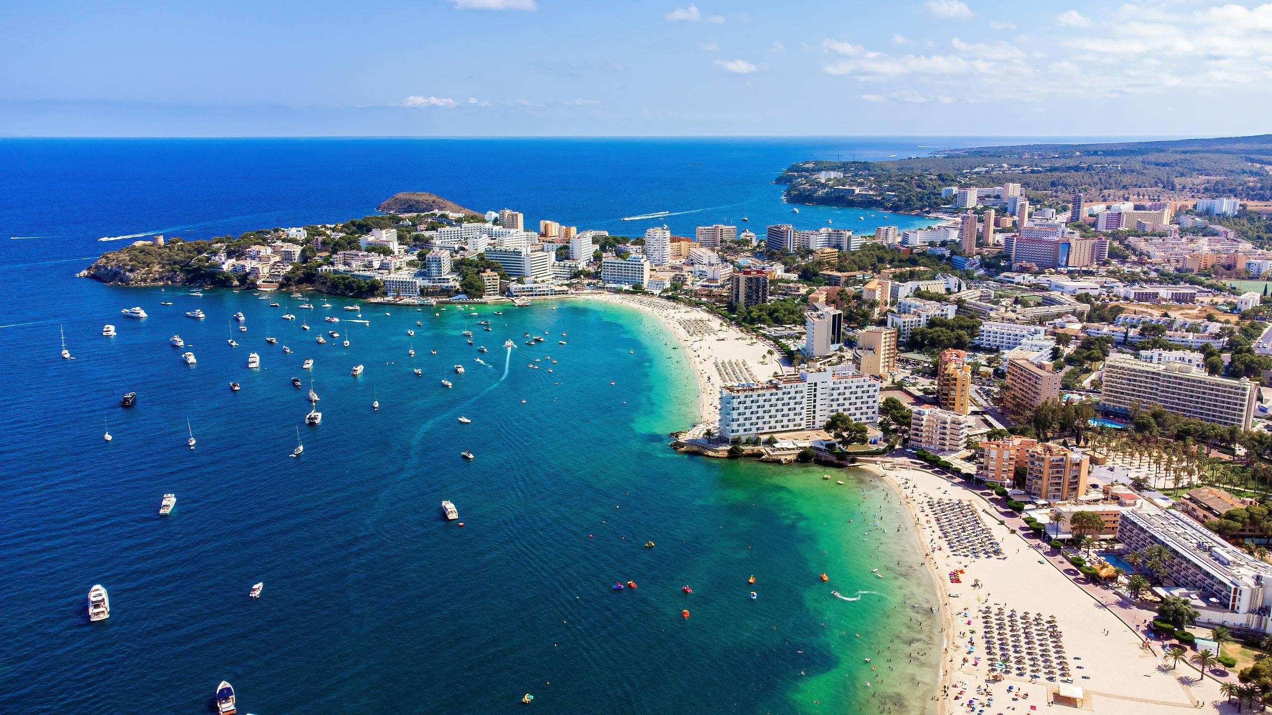 Da bo življenje za domačine lažje, fotografije turistov pa lepše: na Majorki postavljajo selfitočke