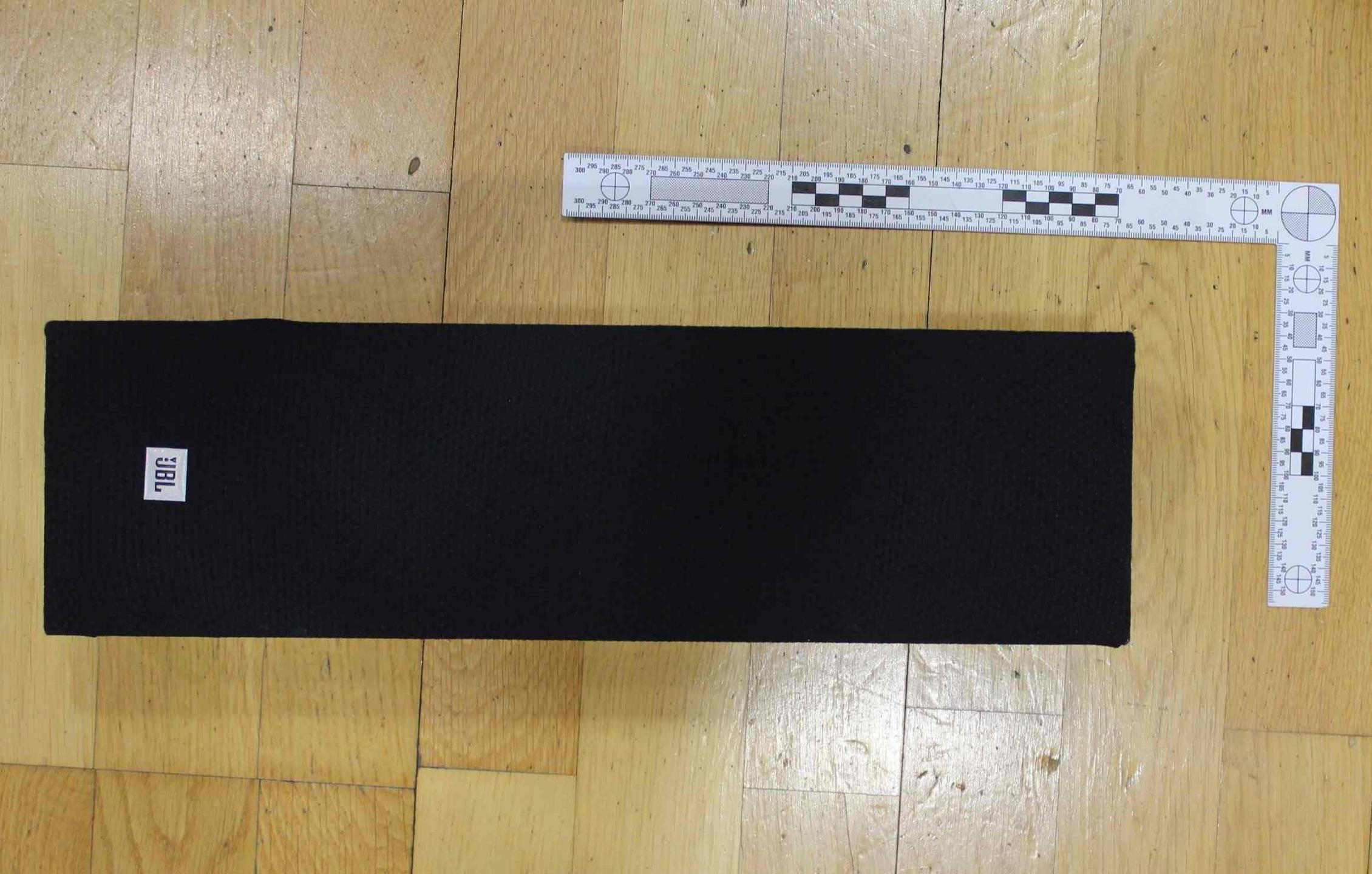 Ljubljančana vdirala v avtomobile s pomočjo motilca signala za daljinsko zaklepanje