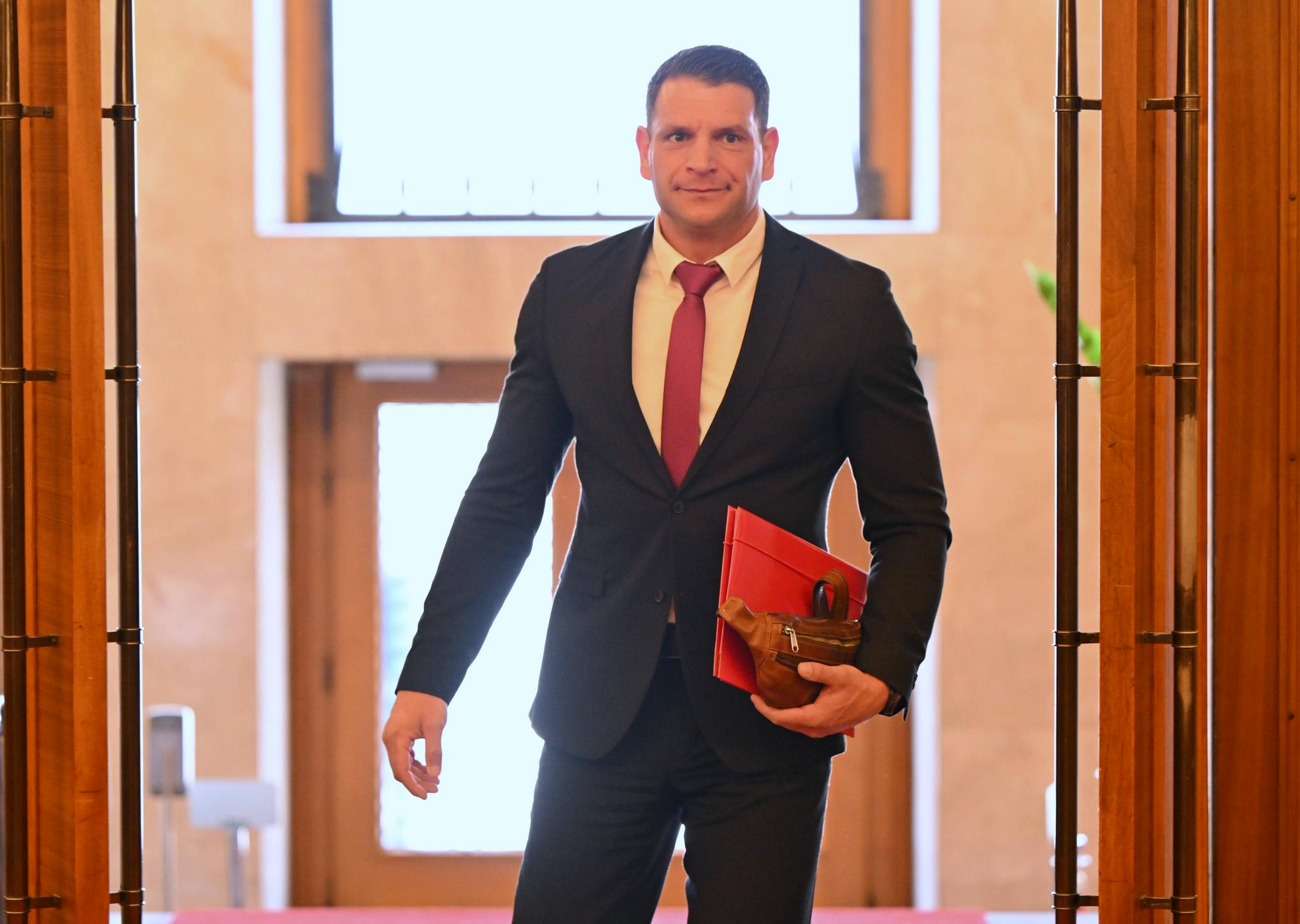 Stevanović ni poravnal vseh obveznosti do filozofske fakultete, terjatev zastarala