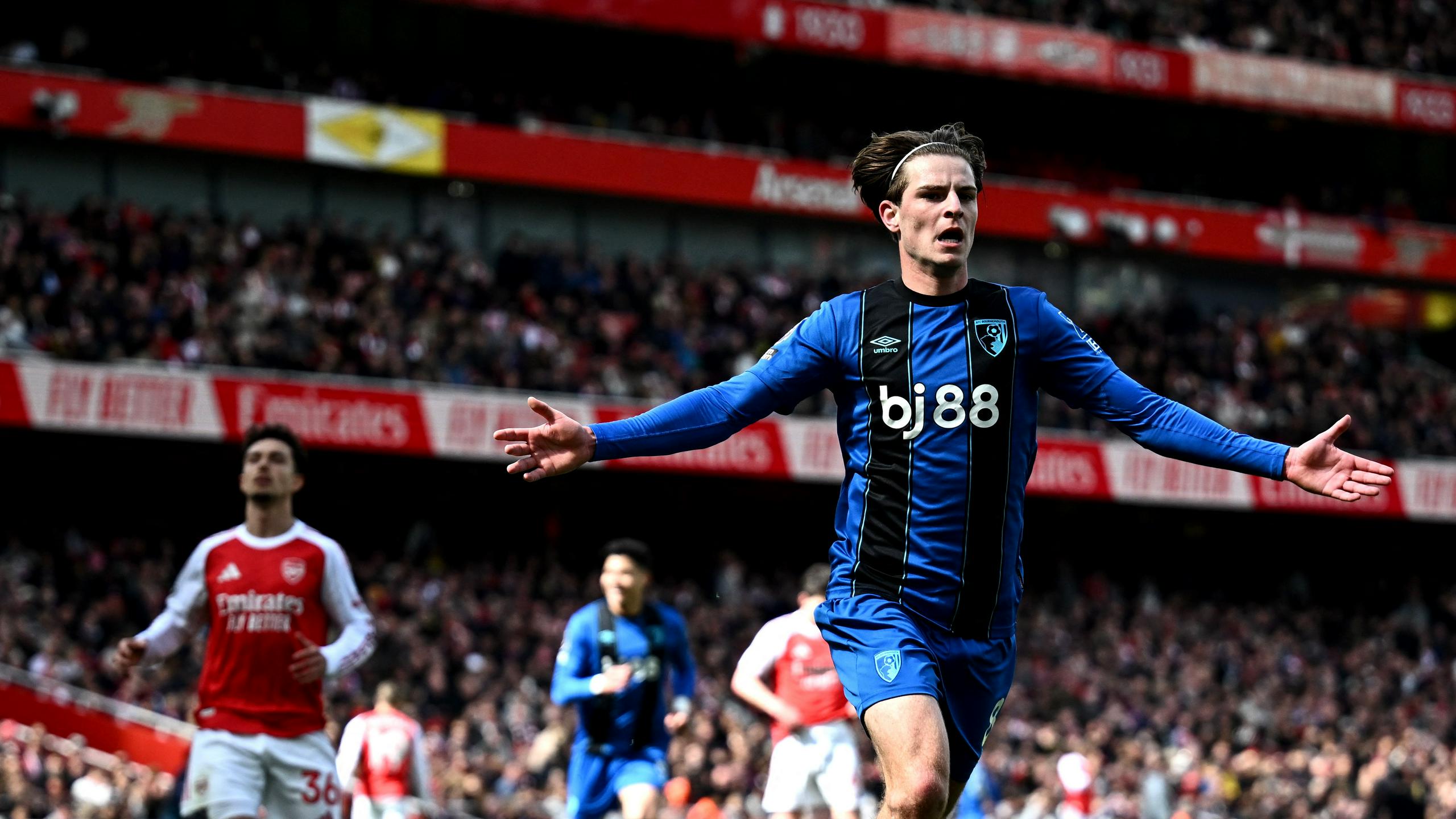 Velik spodrsljaj topničarjev na Emiratesu