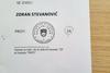 Na glasovanju za predsednika DZ-ja del glasovnic označenih. Svoboda: Nedopusten pritisk.
