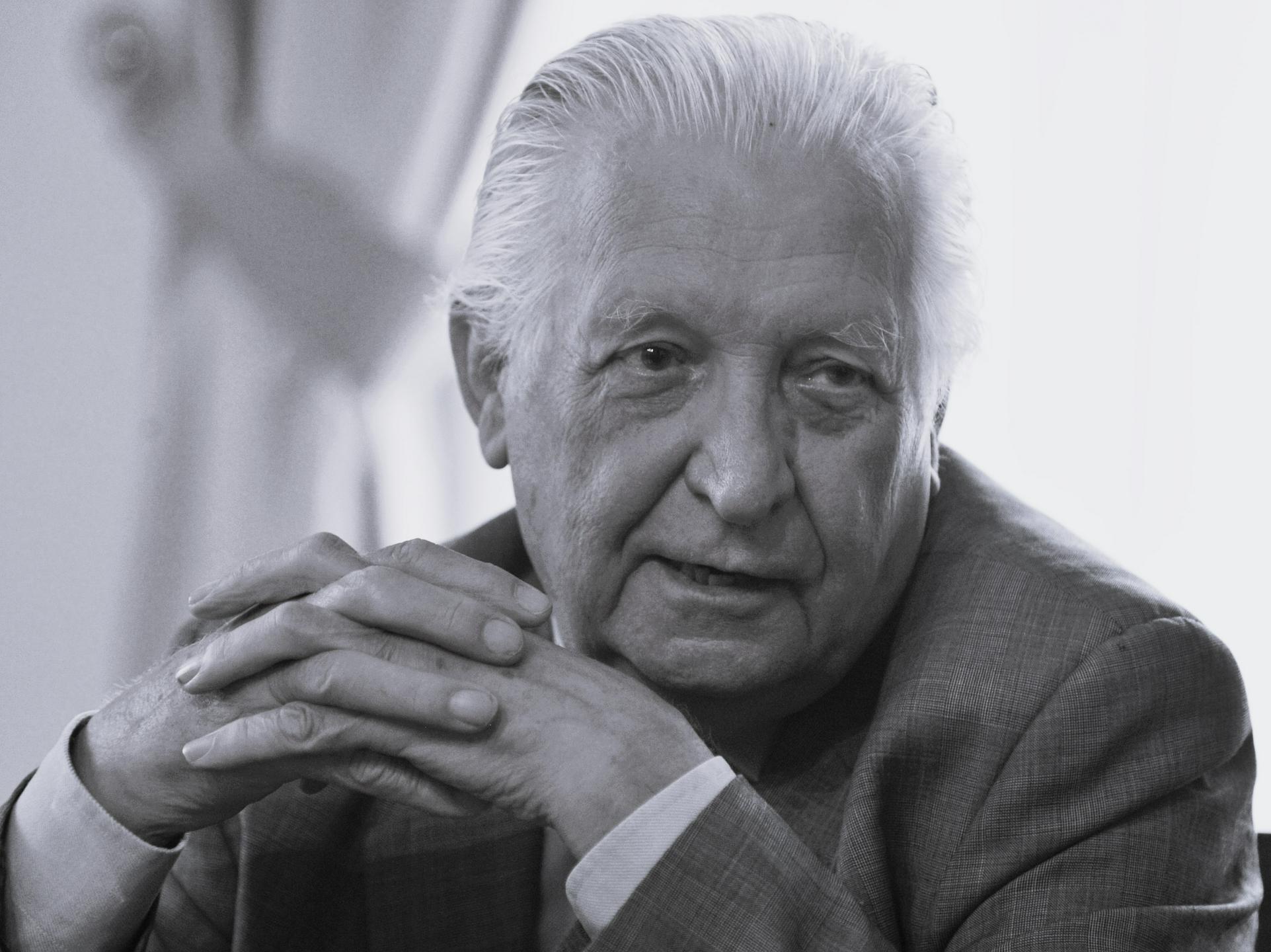 Poslovil se je skladatelj, muzikolog in pedagog Pavel Mihelčič