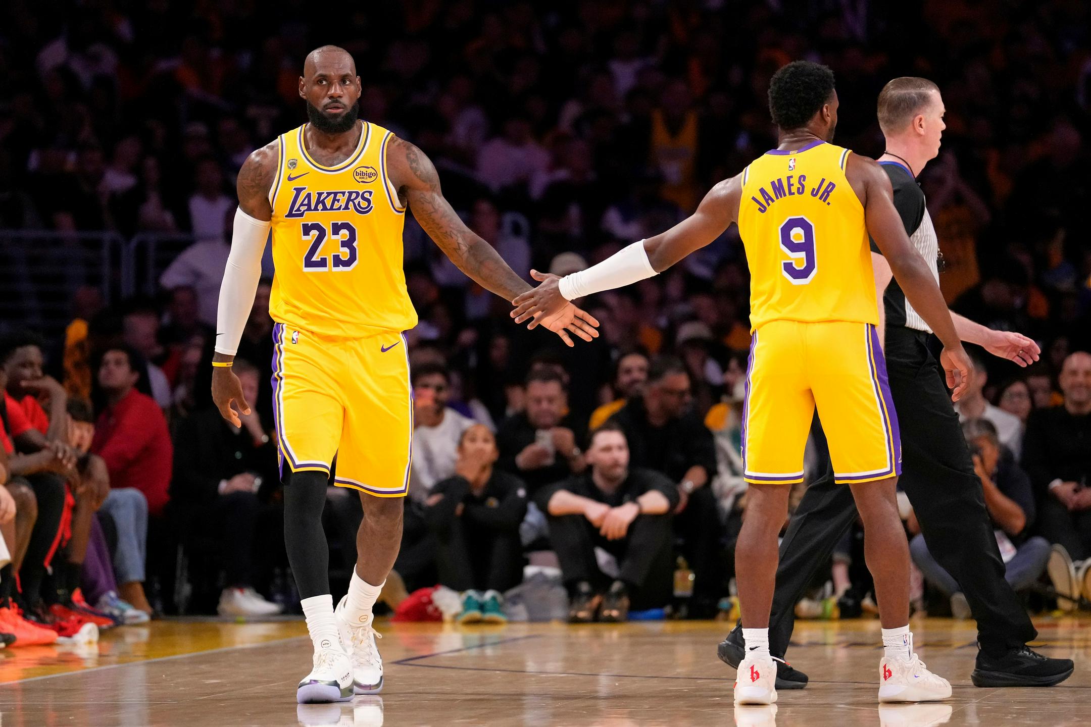 Nova velika strast: LeBron James zagnal spletni projekt o golfu