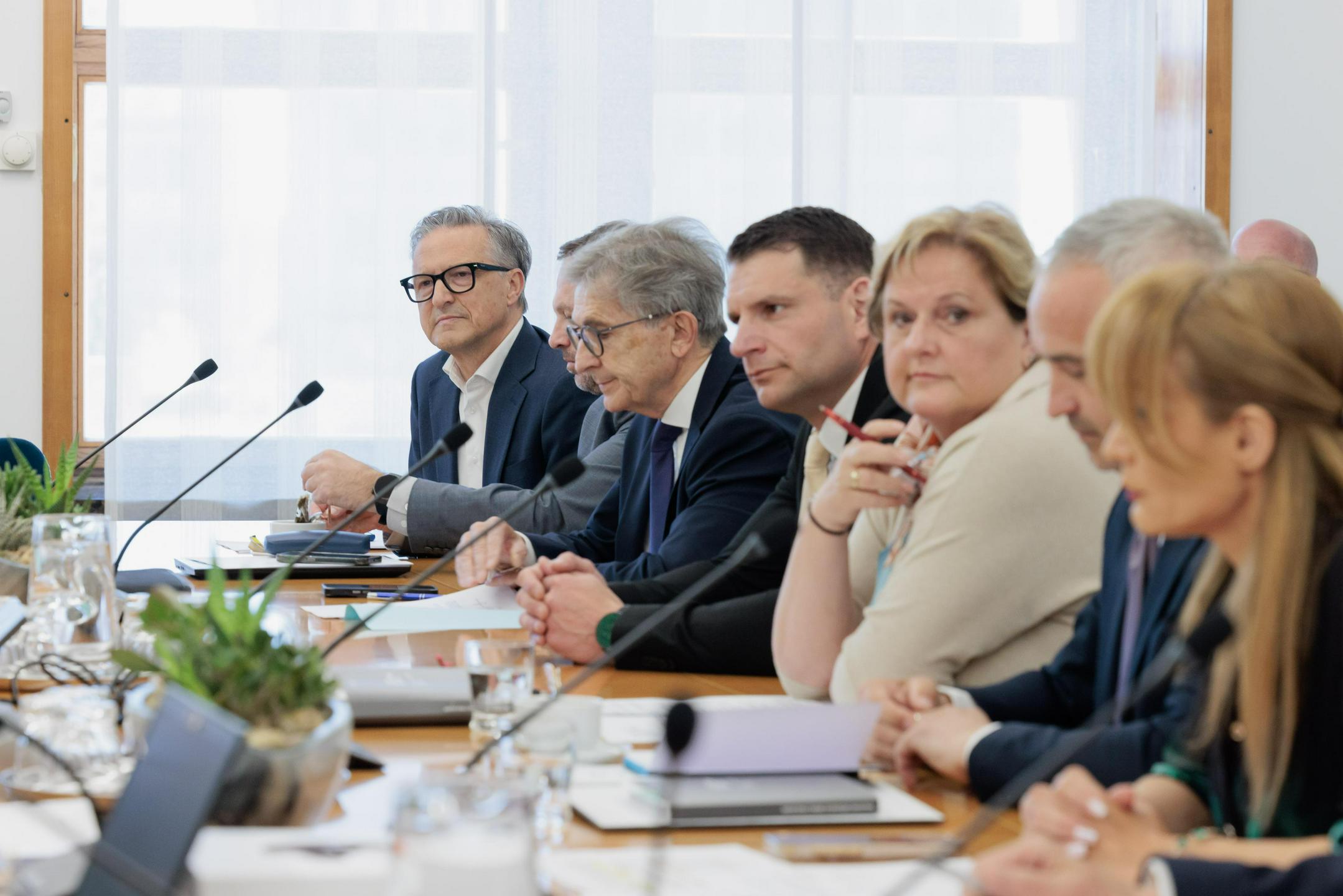 Na prvem kolegiju novega predsednika o delovnih telesih DZ-ja in dveh izrednih sejah