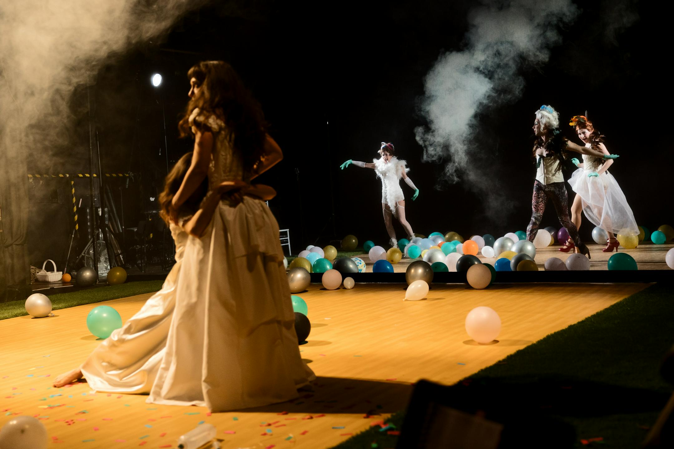 Kako raznolike so gledališke in dramske prakse držav manjših evropskih jezikov?