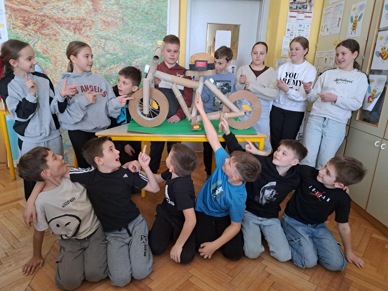 Katere šole so letos finalistke v Varno na kolesu?