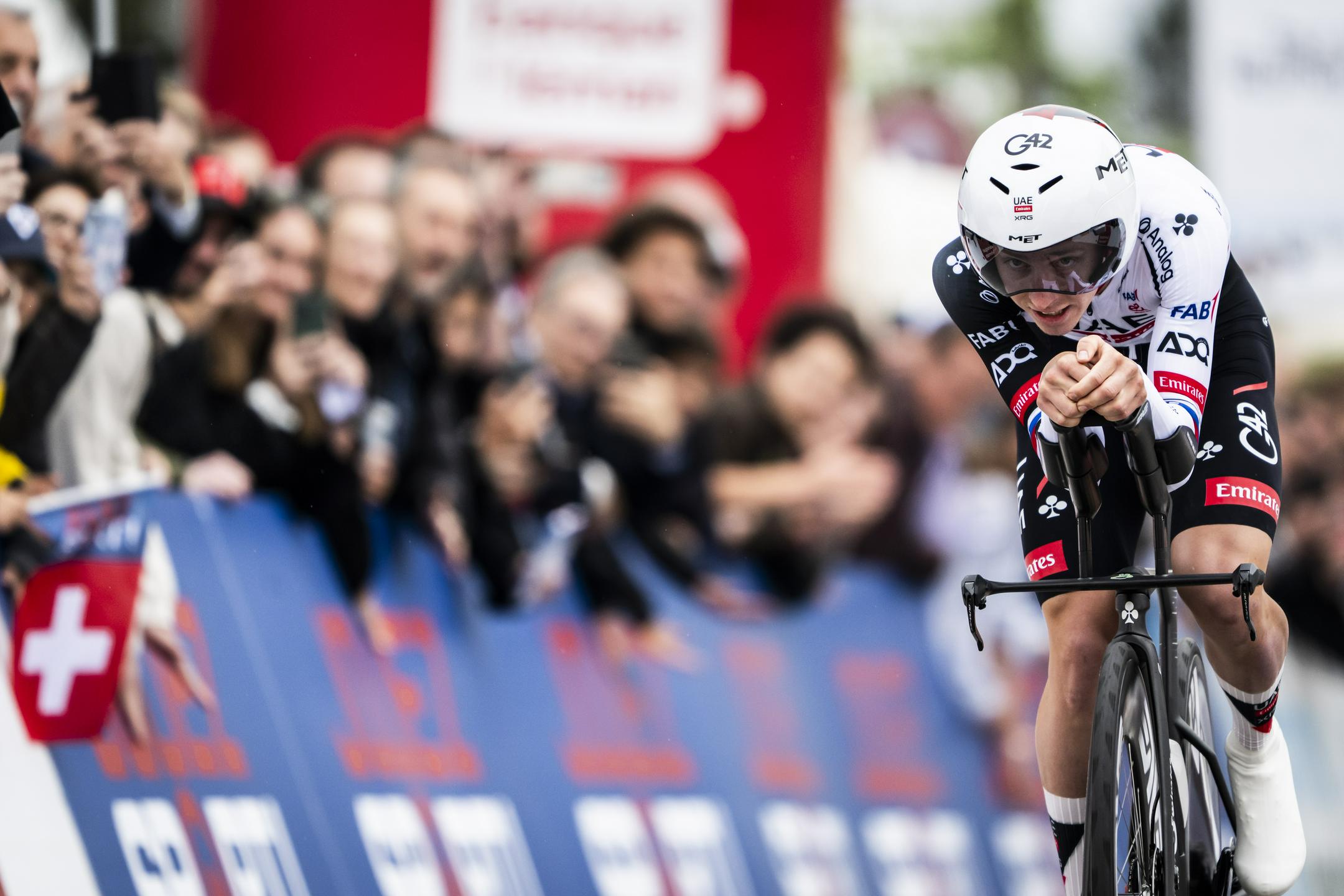 Prvi preizkus Pogačarja, Rogliča in konkurence v Bernskih Alpah