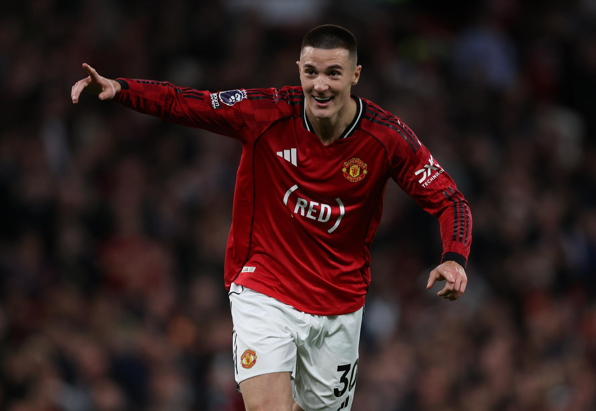 Manchester United - Liverpool (Šeško začenja tekmo)