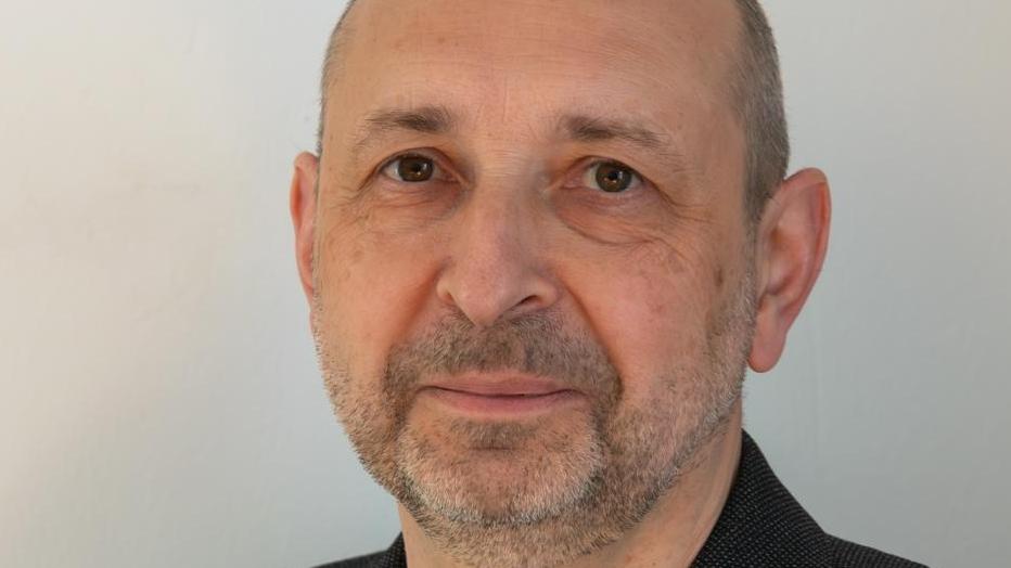 Ženko o pozitivnem vidiku UI: "Nastavlja nam osebno in družbeno ogledalo"