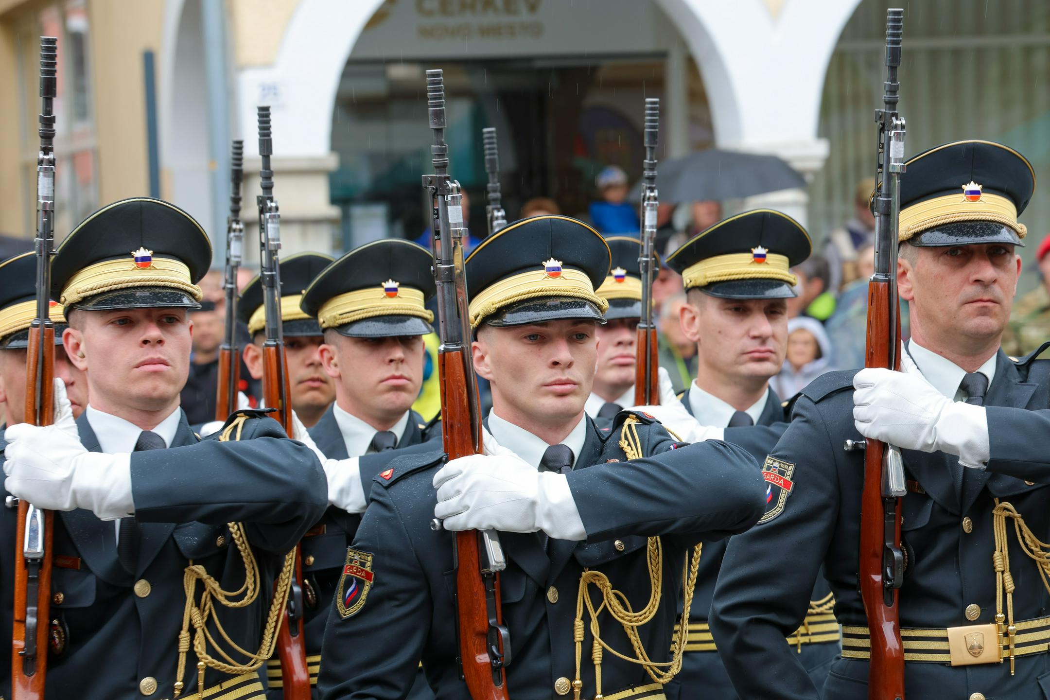 Slovenska vojska v Novem mestu predstavlja več kot 60 poklicev