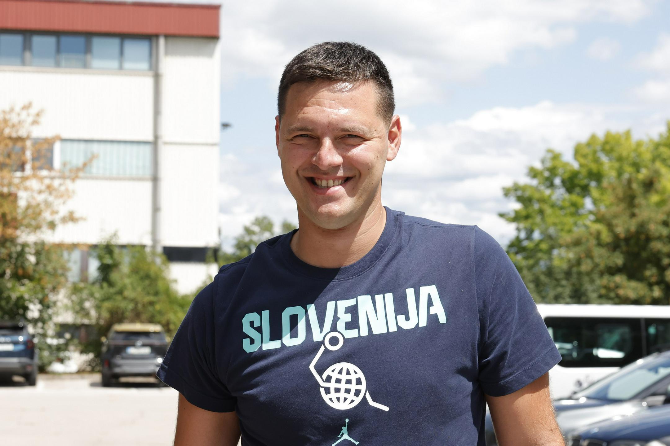 "Če bomo v popolni postavi, merimo na sam vrh"