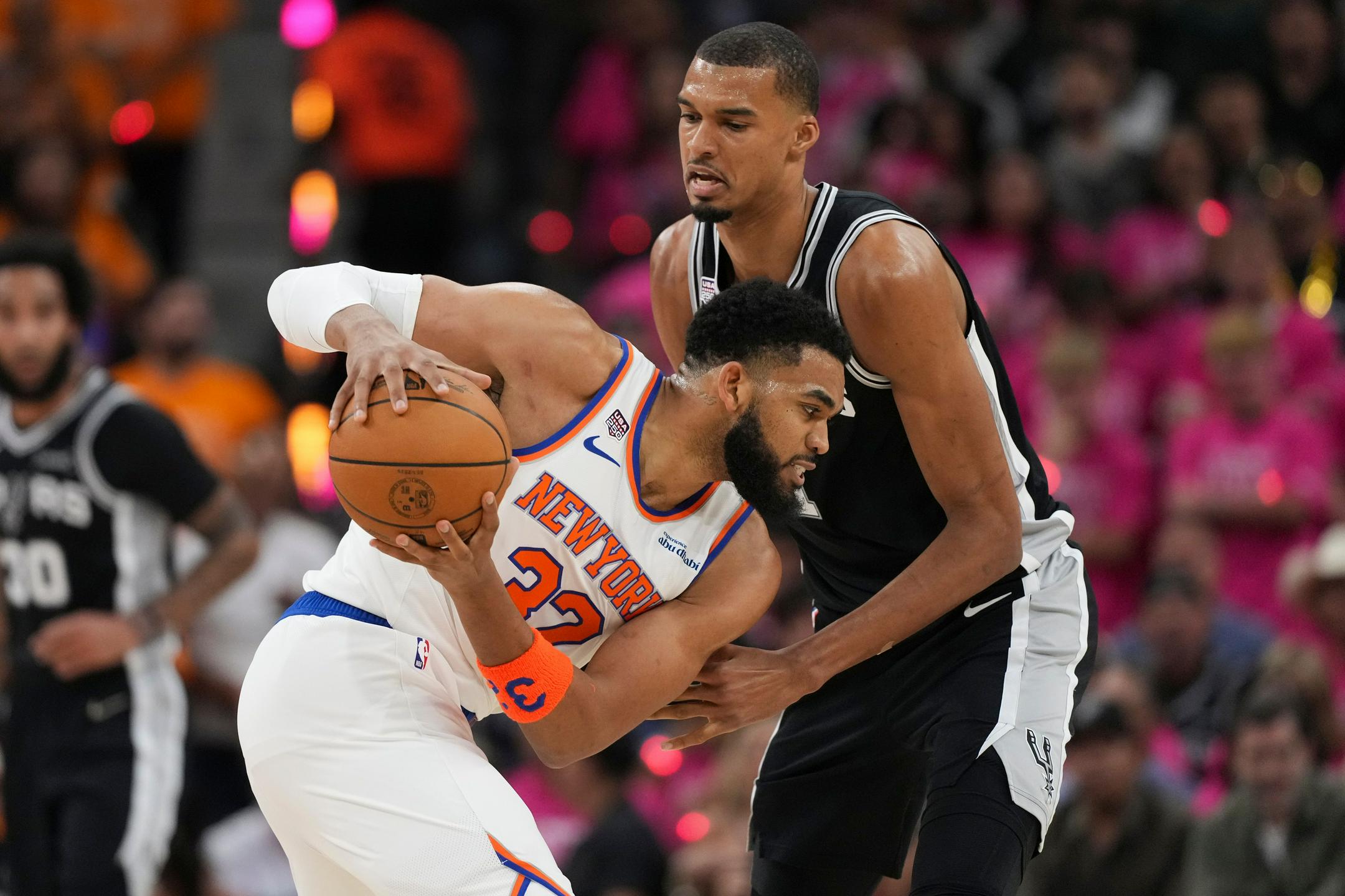 Finale, druga tekma, ob 2.30: San Antonio - New York