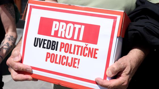 Zbranih dovolj podpisov za referendum o parlamentarni preiskavi