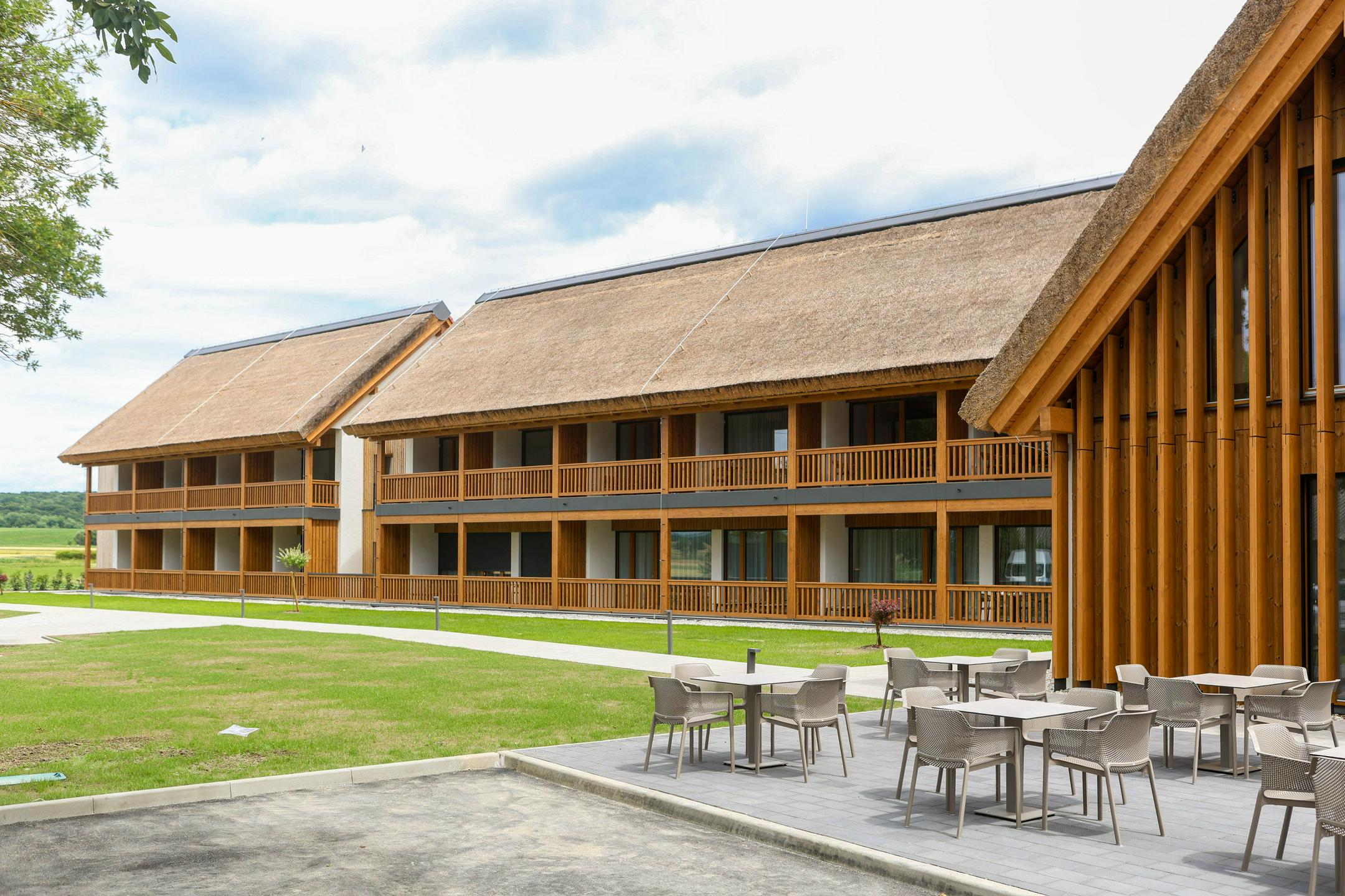V Tešanovcih odprli nov hotel s 65 ležišči