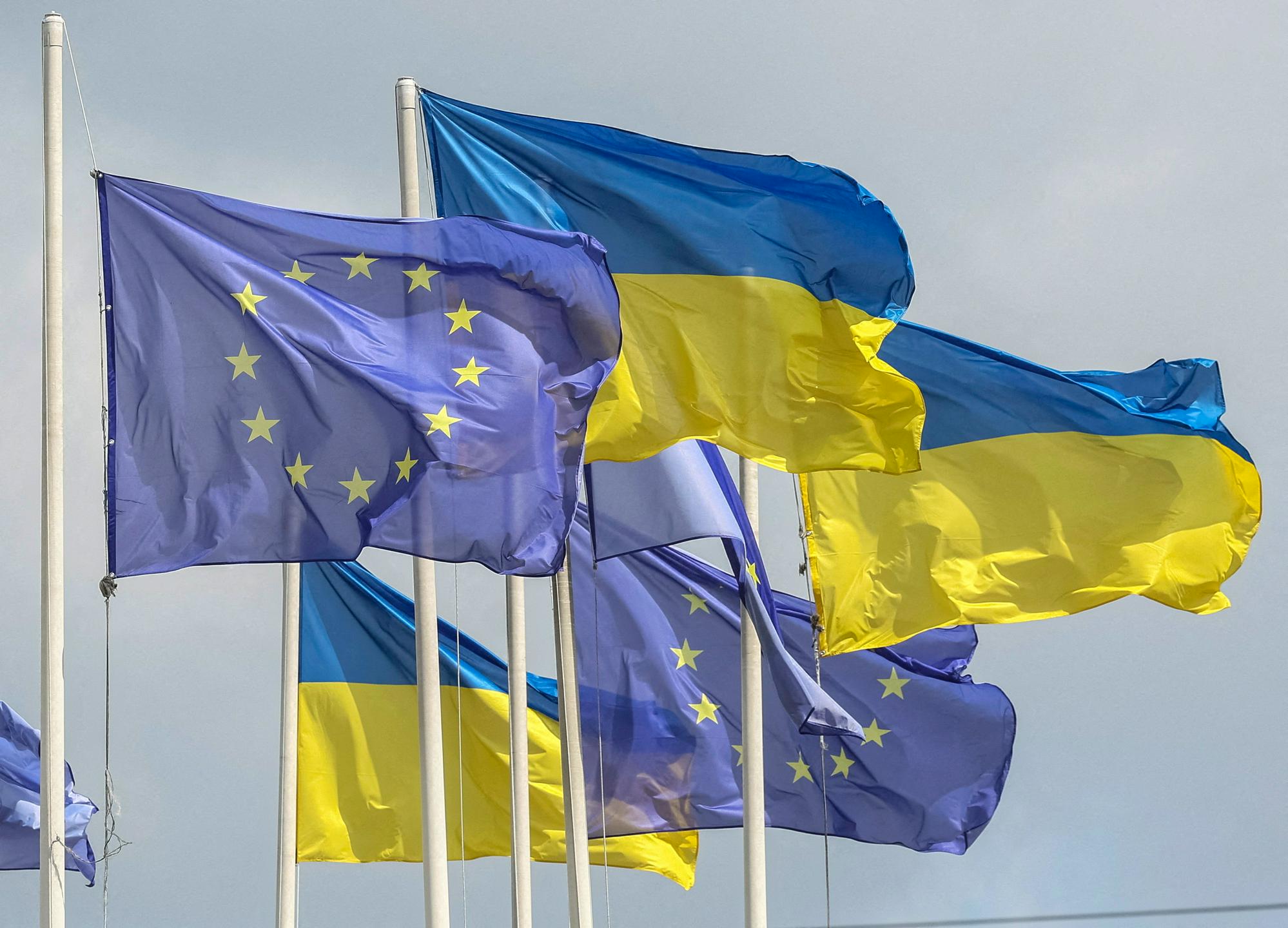 Po dveh letih čakanja Ukrajina in Moldavija začeli vsebinski del pogajanj z EU-jem