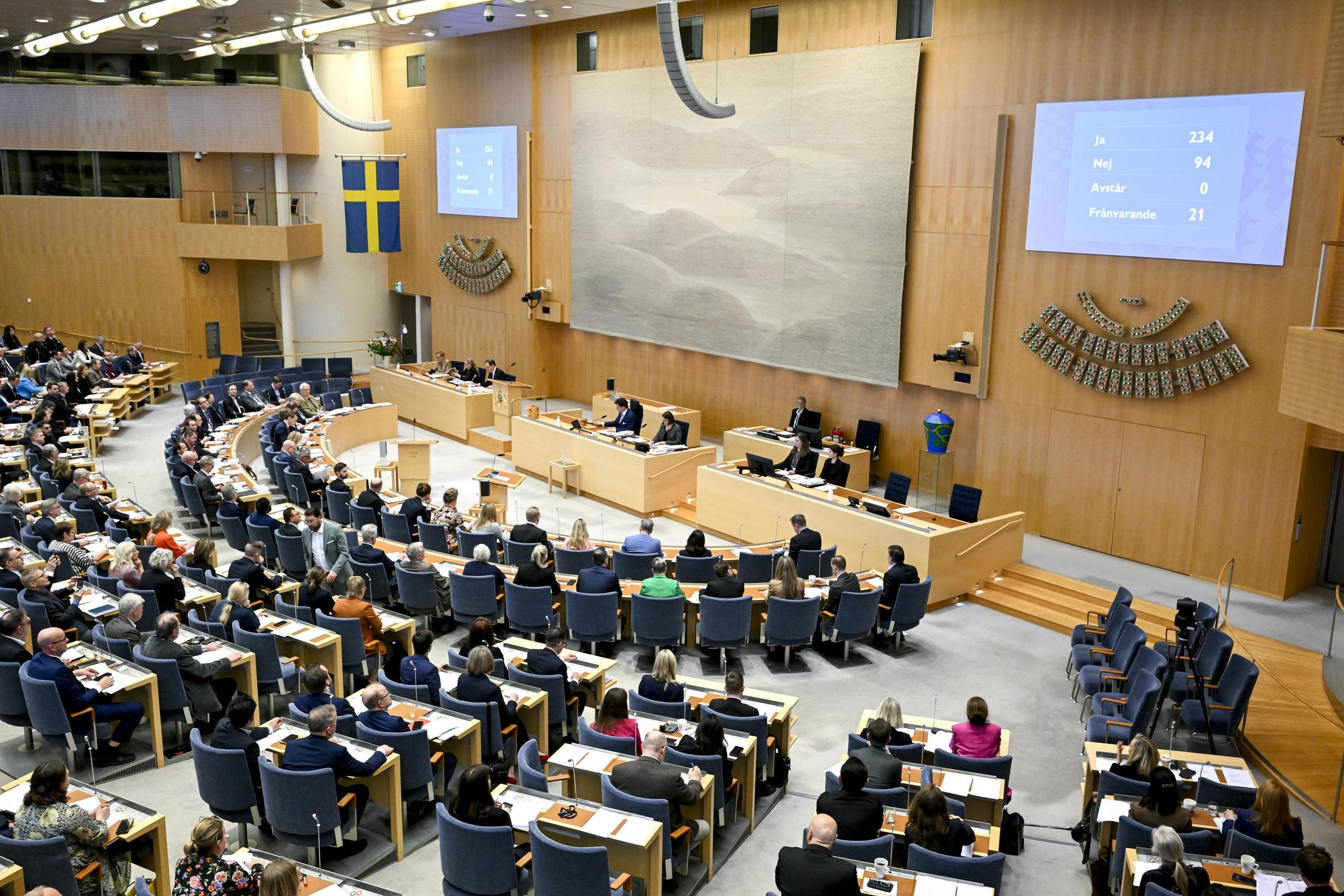 Švedski parlament sprejel zakon o izgonu priseljencev, "ki se ne obnašajo primerno"
