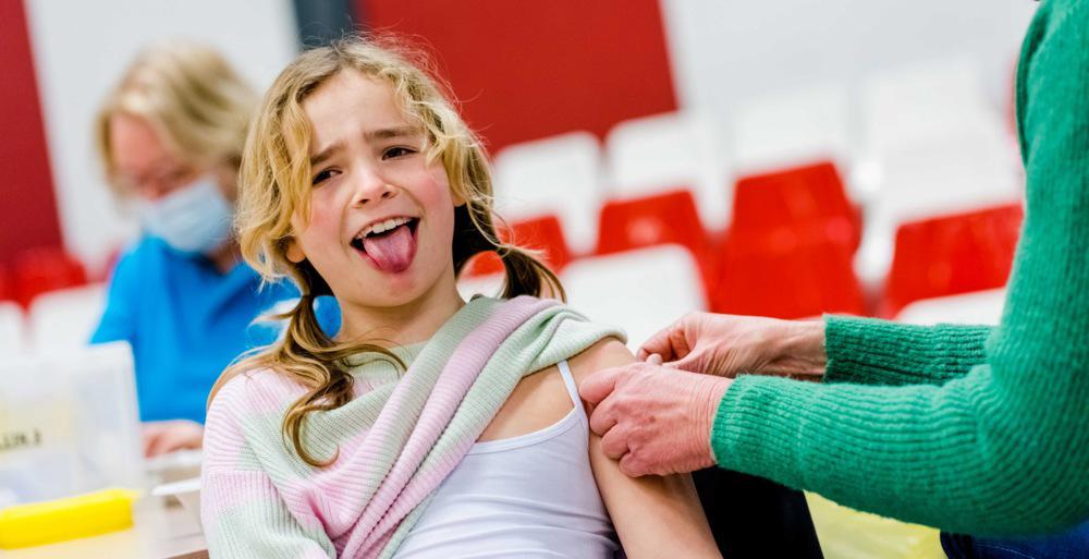 Učinkovito cepljenje proti HPV-ju – brez smrtnih primerov raka materničnega vratu pri mladih ženskah