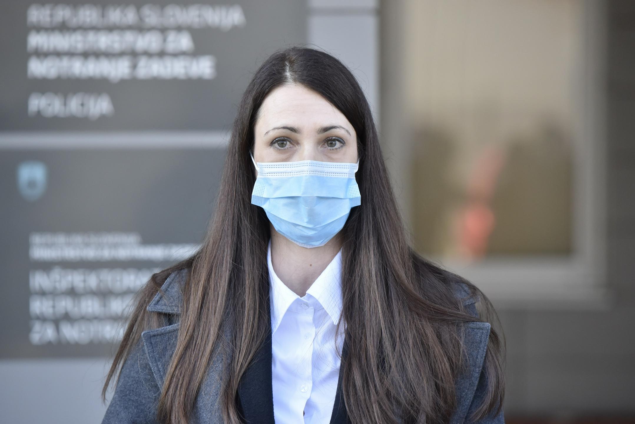 Grah Lazar bo kot vodja kabineta notranjega ministrstva dostopala do strogo tajnih podatkov