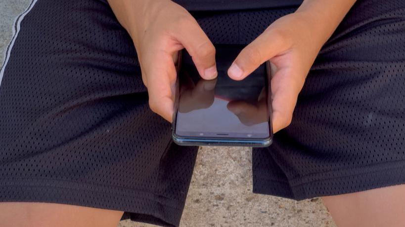 The UAE is introducing restrictions on youth access to social networks