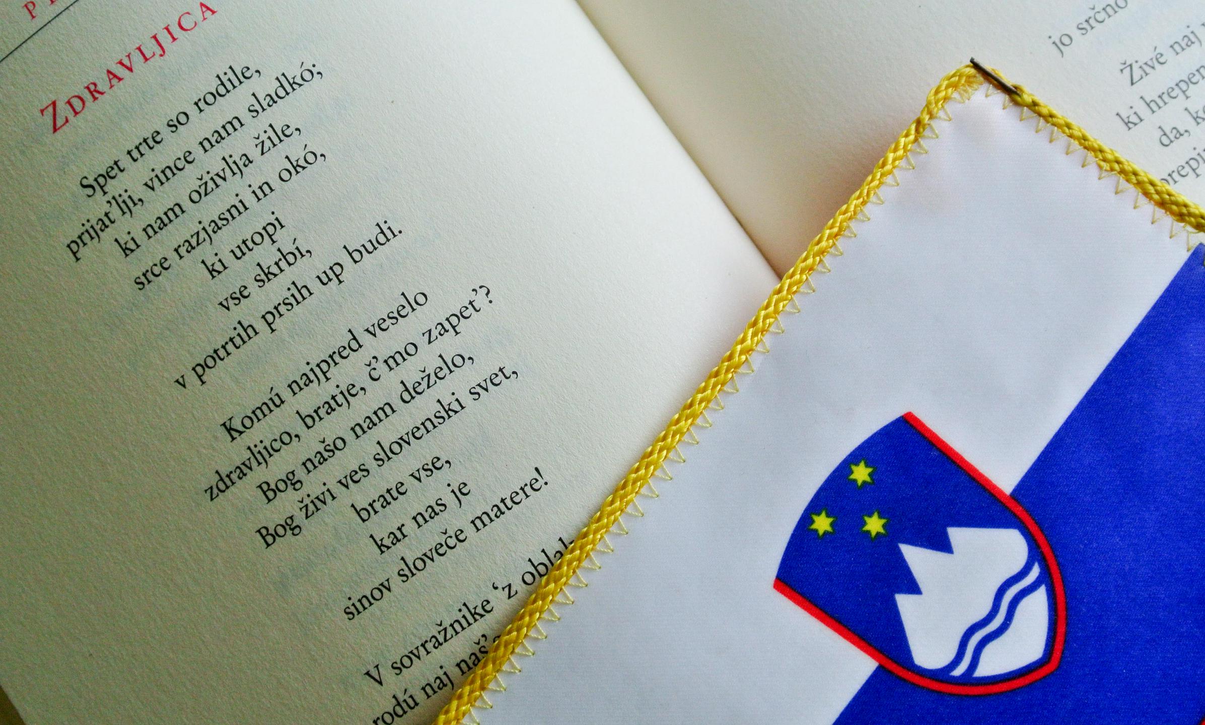 Janša podpira prepoved tujih zastav, v himno bi dodal drugo kitico Zdravljice