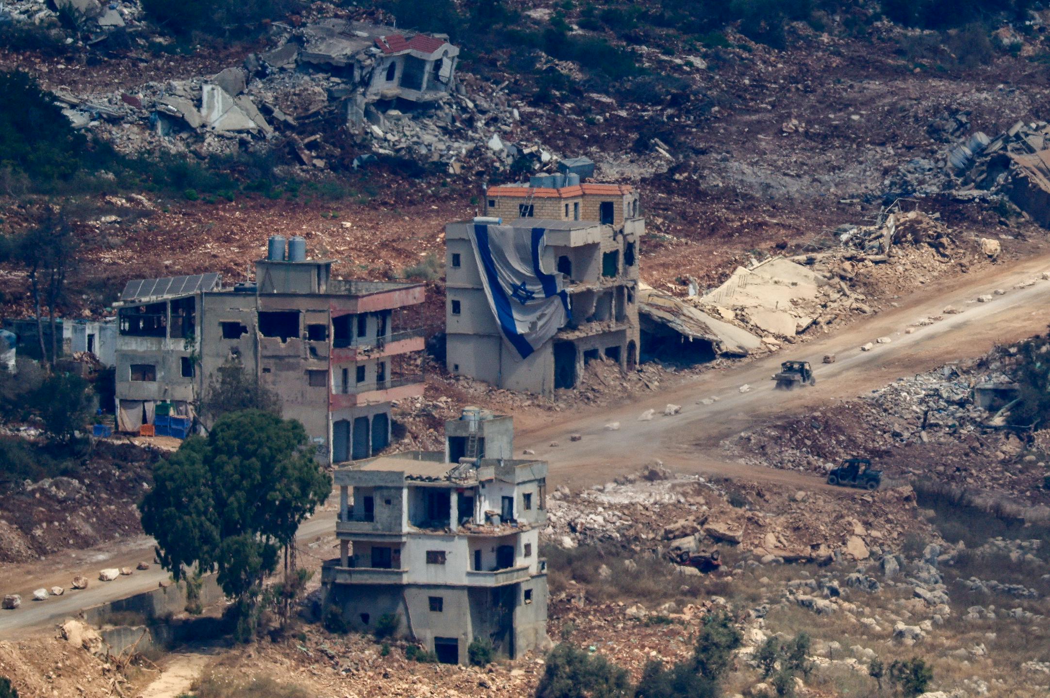 Izrael po podpisu okvirnega sporazuma znova napadel jug Libanona