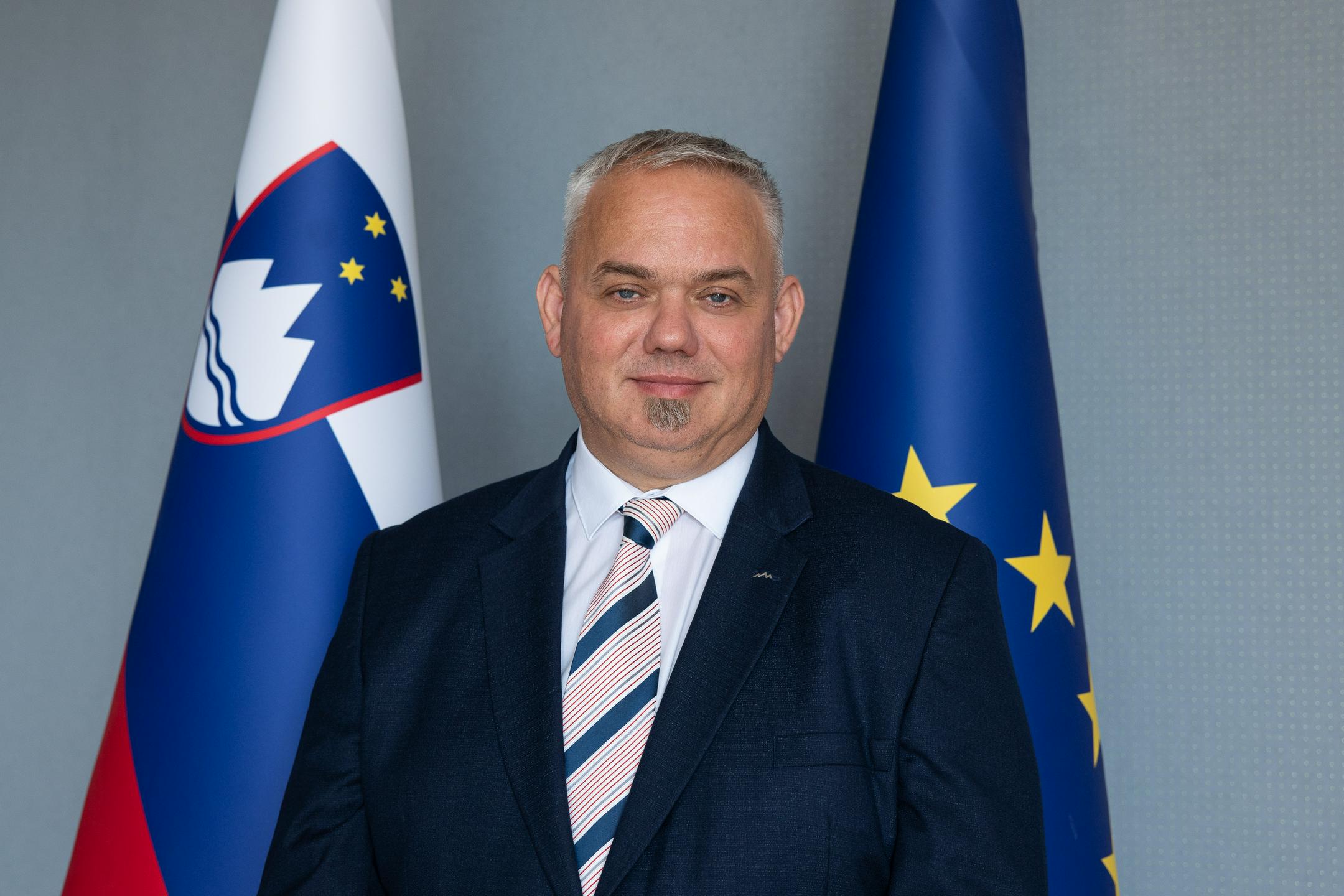 Državni sekretar Damijan Jaklin zavrača očitke o kakršnem koli nezakonitem ravnanju