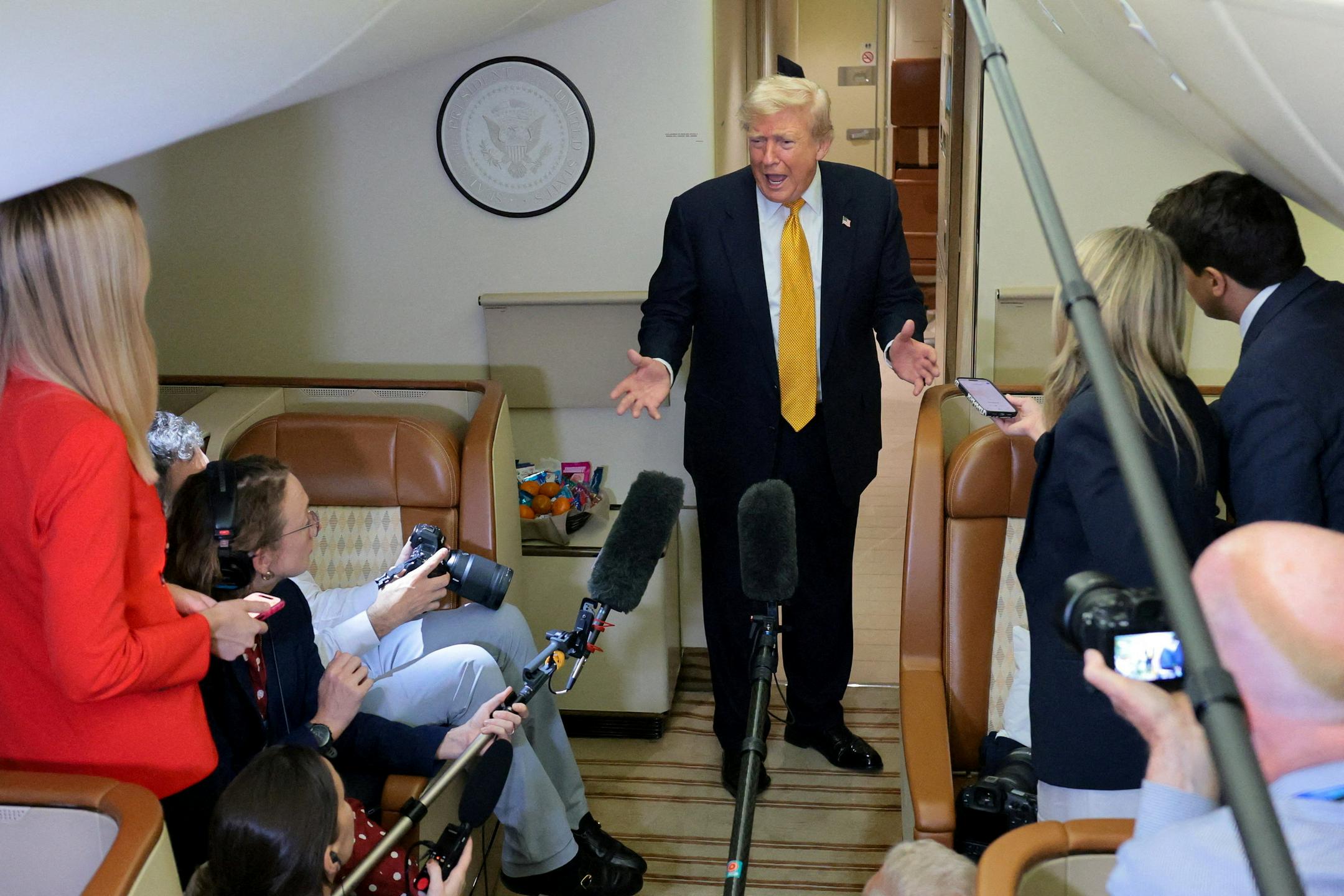 Trump dejal, da se je Španija z velikim prispevkom v Nato "v celoti odkupila"