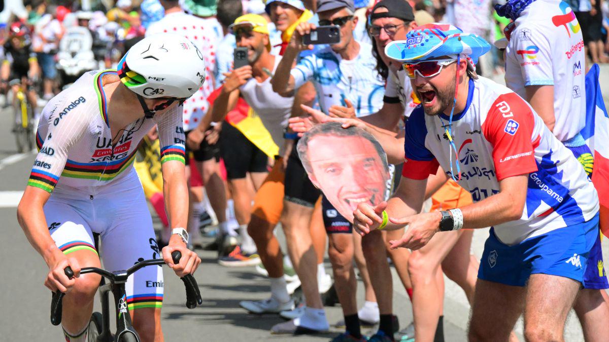 Pogačarjev šah mat na Tourmalet