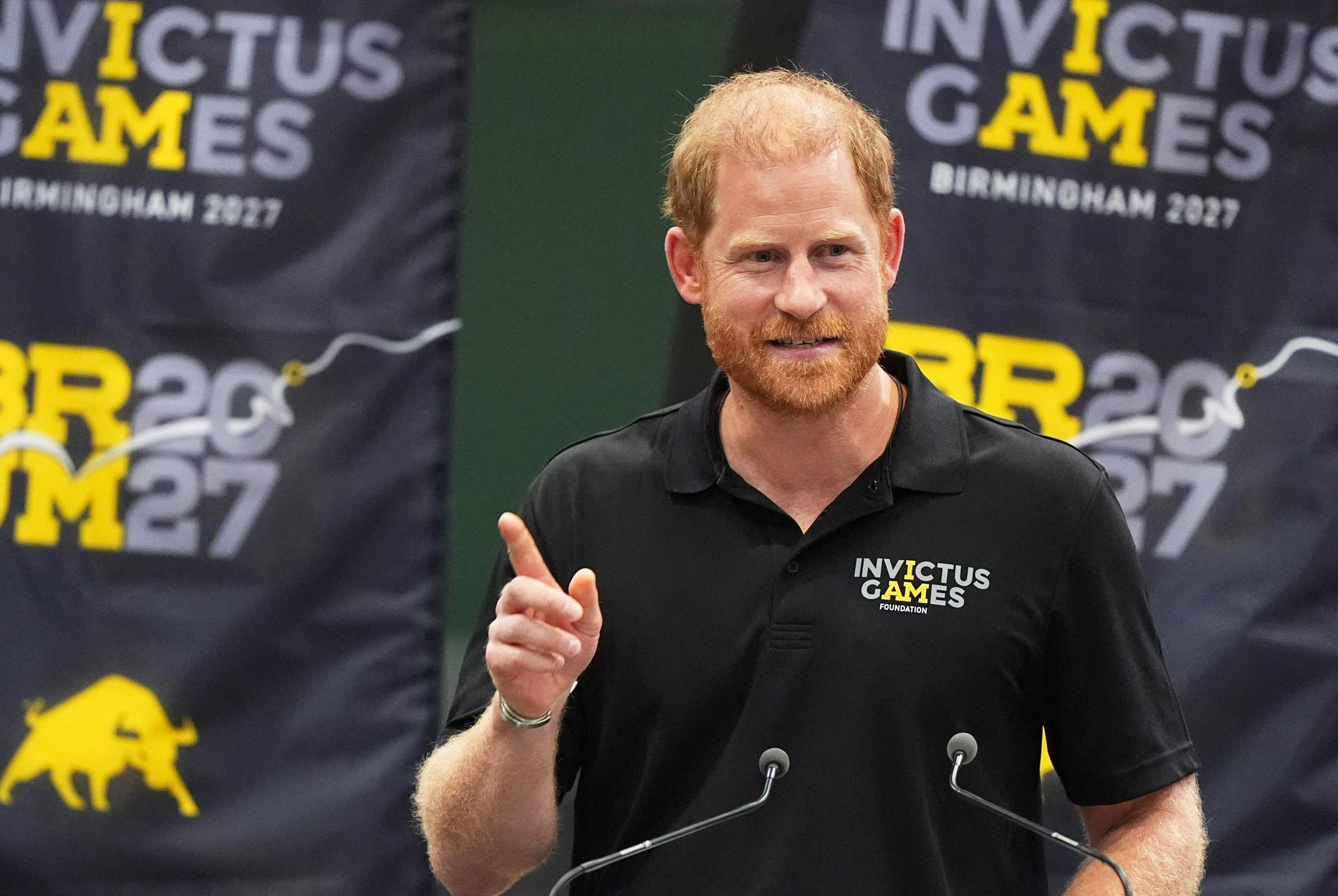 Kralj in kraljica sta (skrivaj) sprejela princa Harryja, Meghan in njuna otroka
