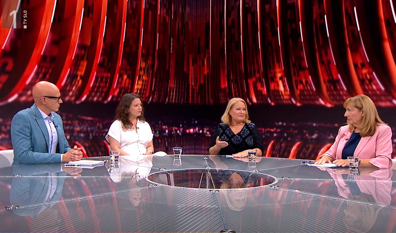 Ko politiki medijem zapirajo pipice, umira demokracija