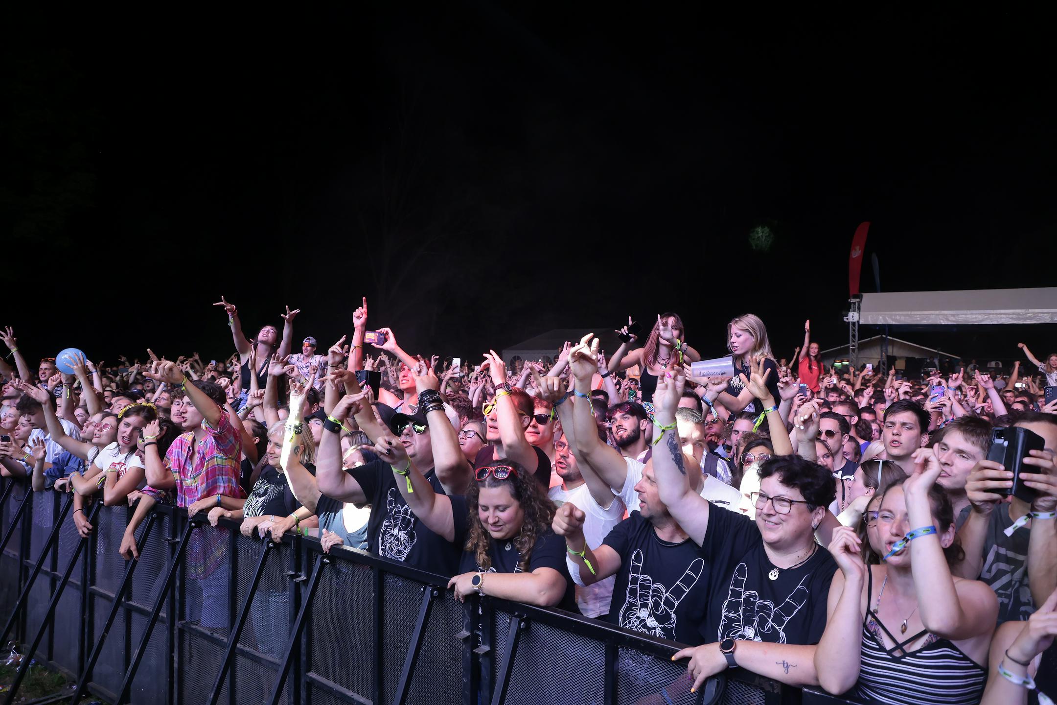 Zasedba Zmelkoow in več didžejev za uvod v letošnji Castle festival