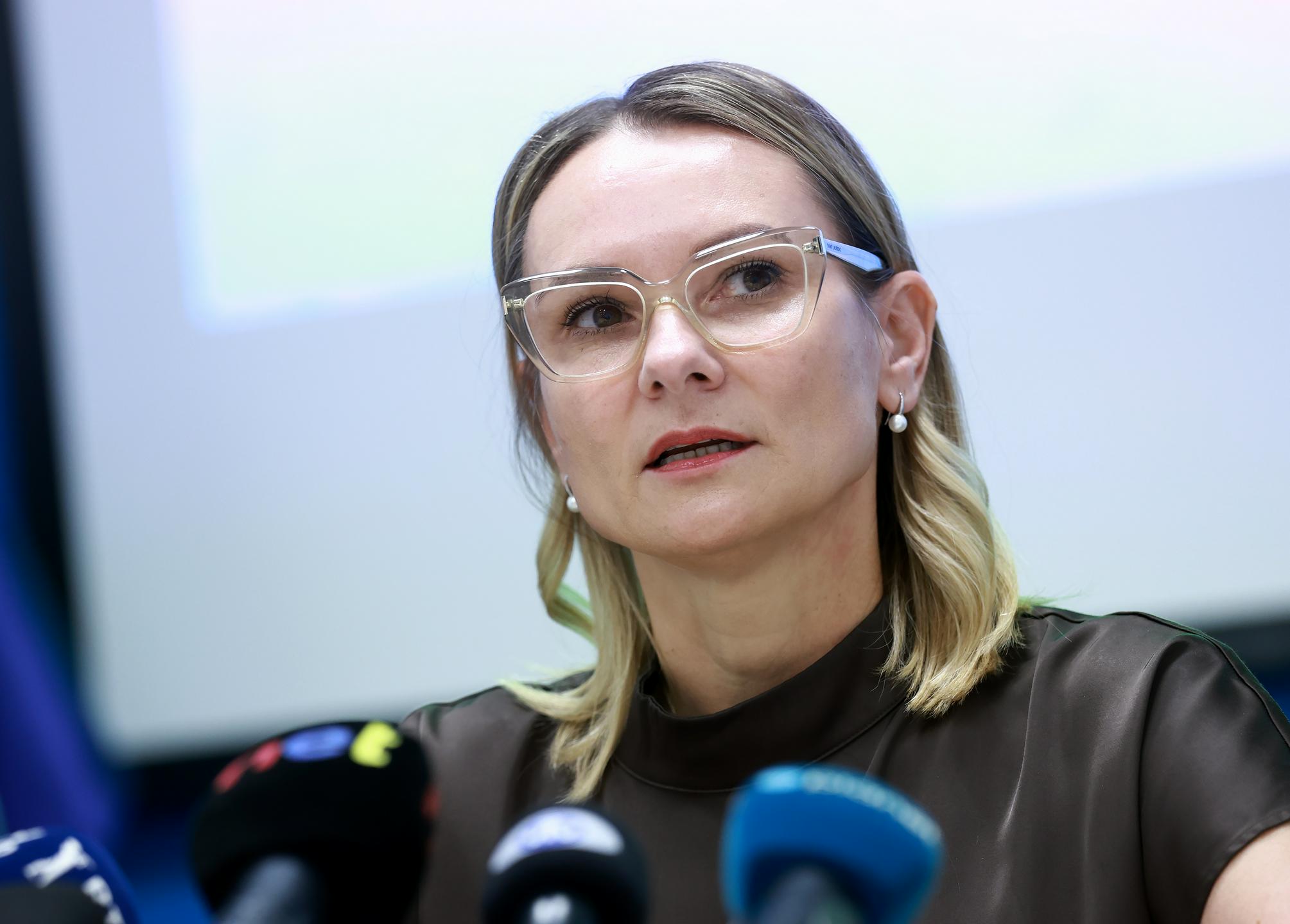 Ministrica glede kanala C0 po novoizdani odločbi pričakuje, da bo občina sprožila upravni spor