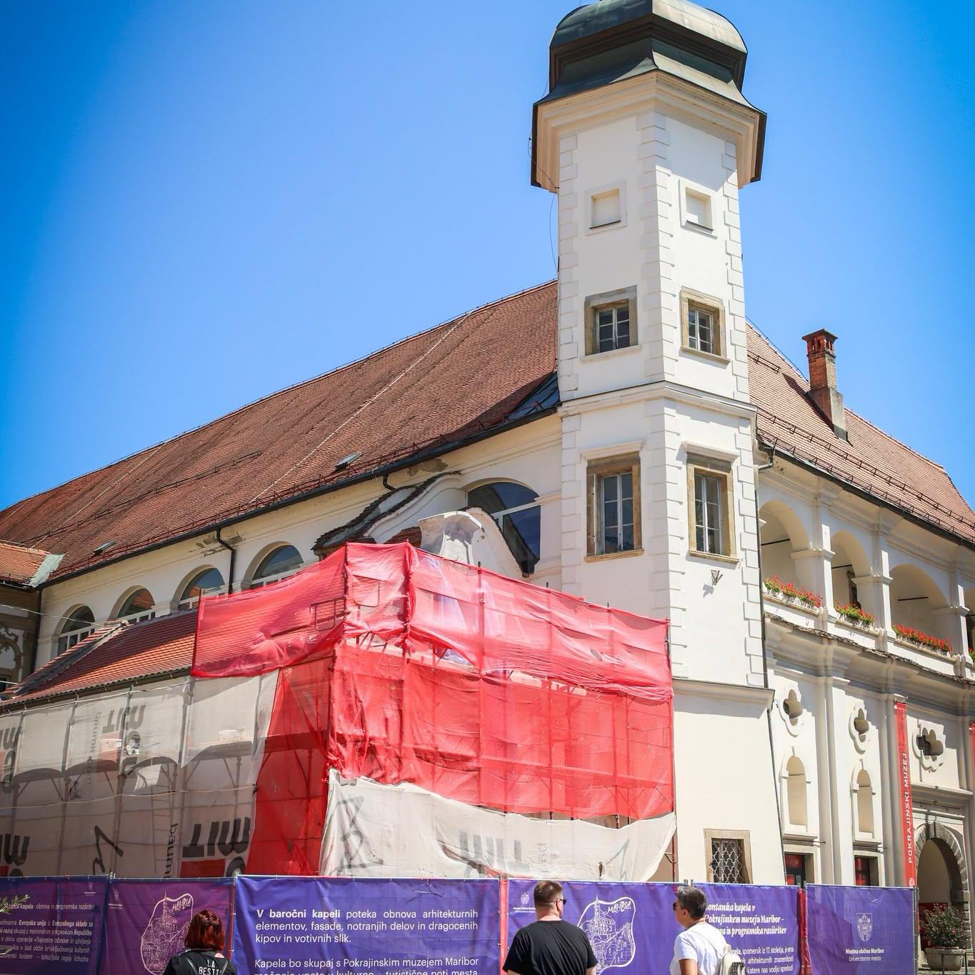Prenova loretanske kapele na Mariborskem gradu poteka v skladu z načrti, na ogled bodo kamniti kipi