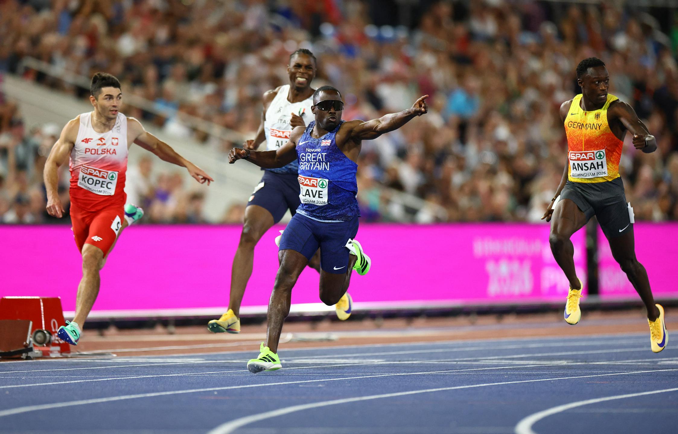 Glave evropski prvak na 100 m, Jacobs osmoljenec finala