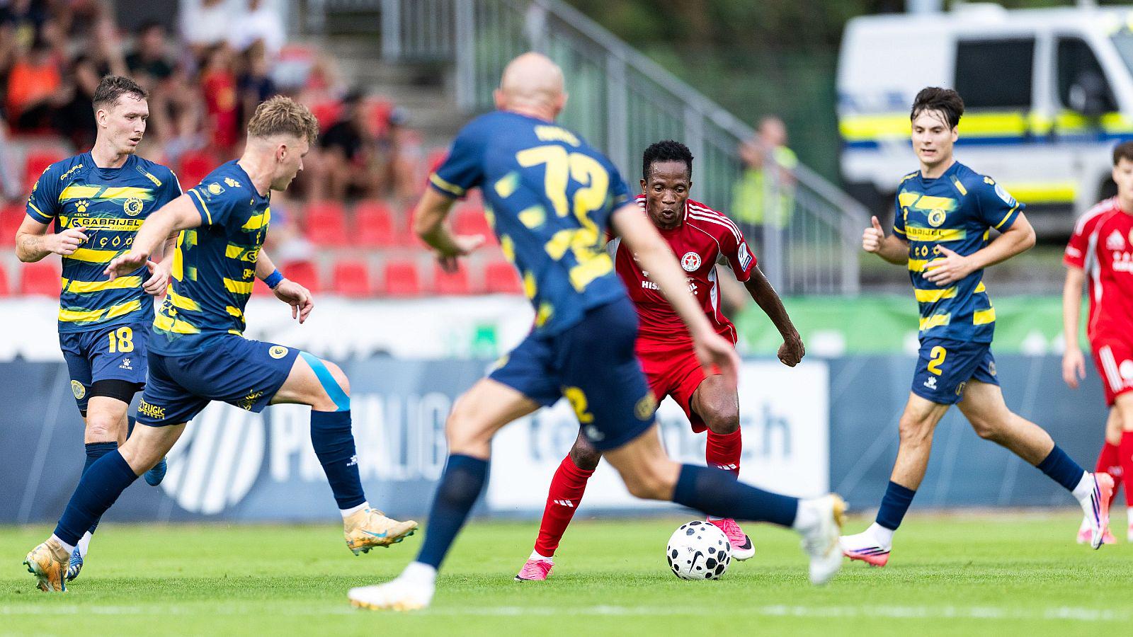 Aluminij - Brinje Grosuplje 3:2; ob 20.15: Olimpija - Nafta