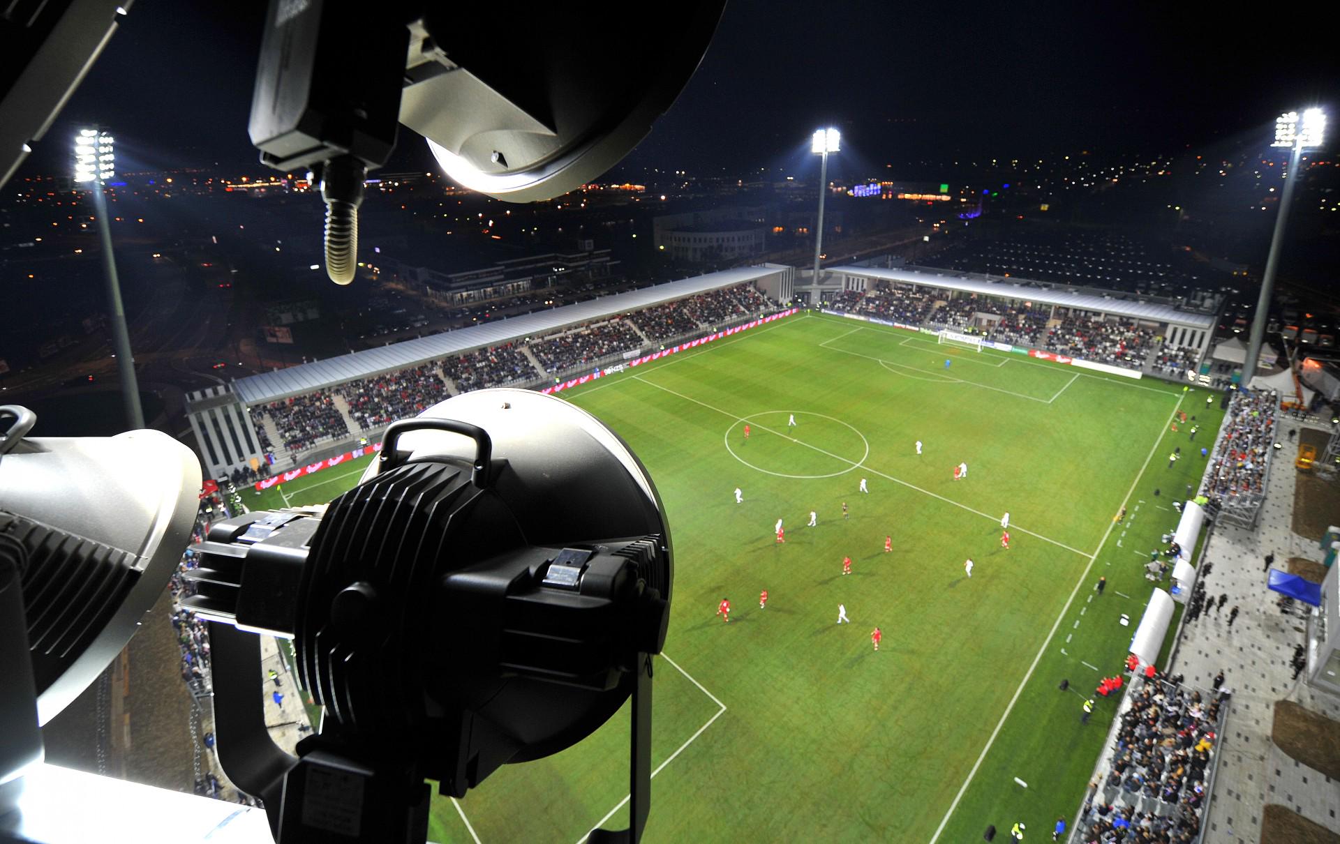 Koprski nogometni stadion bo dobil novo travnato površino