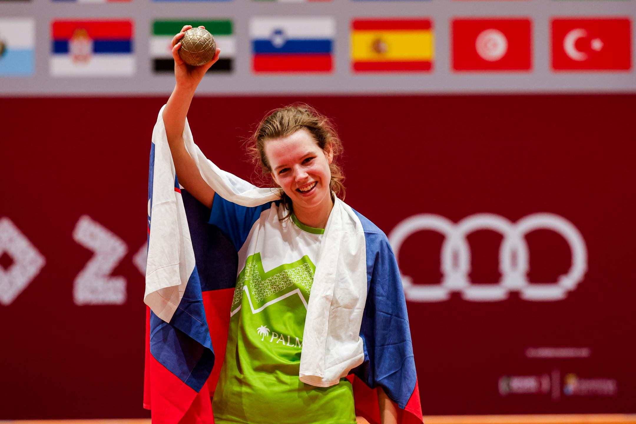 Eneja Ožbič Primc z zlatom do četrte slovenske medalje