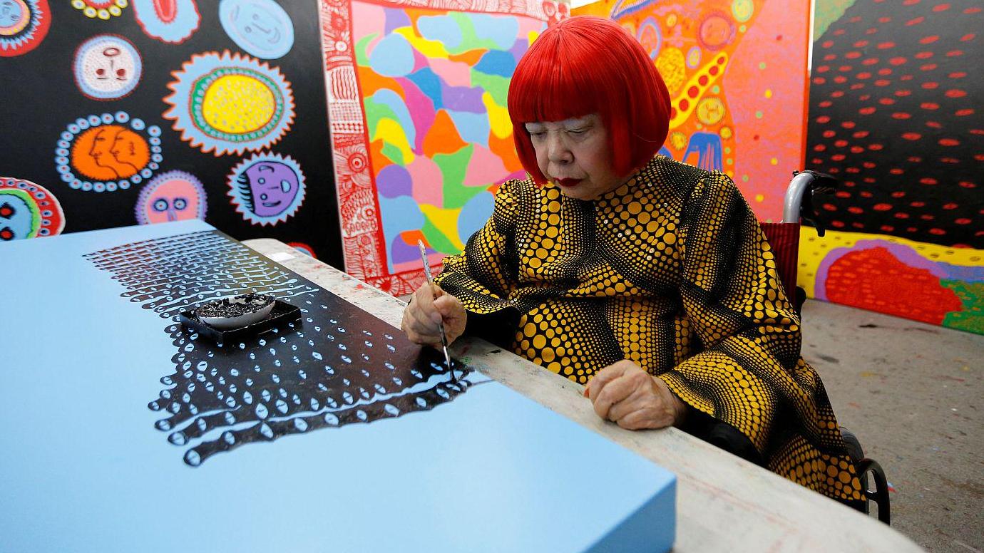 Jajoi Kusama, kraljica pik, se je poslovila