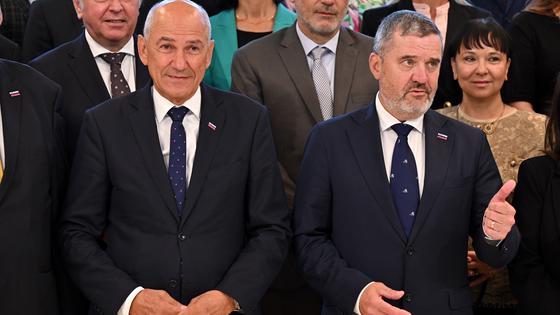 Janša: Slovenijo smo umaknili iz začaranega kroga izgubljanja kredibilnosti