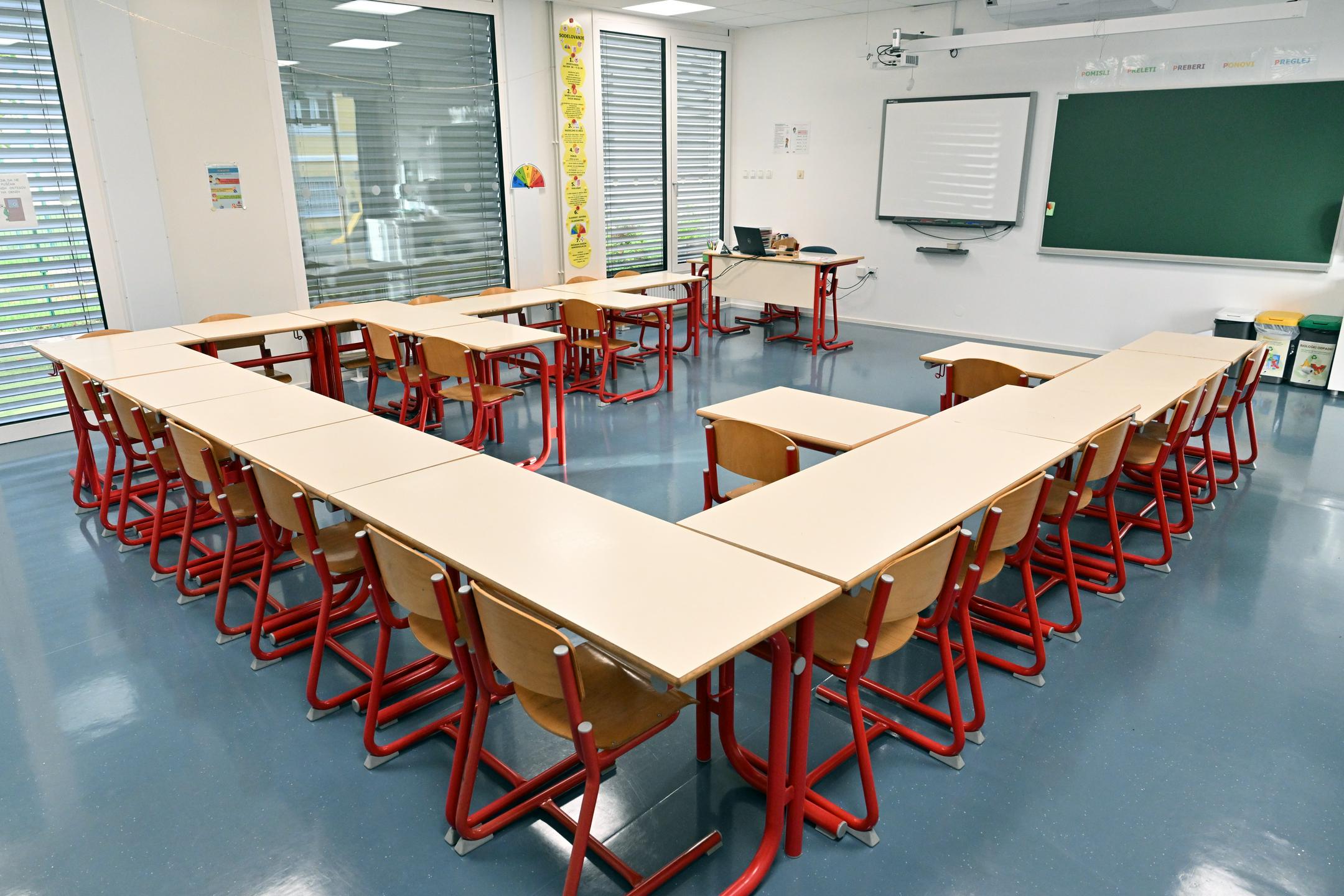 Štrukelj o reformi šolstva: Impulzivna reakcija je najslabša. Logaj: Zgrožen sem.